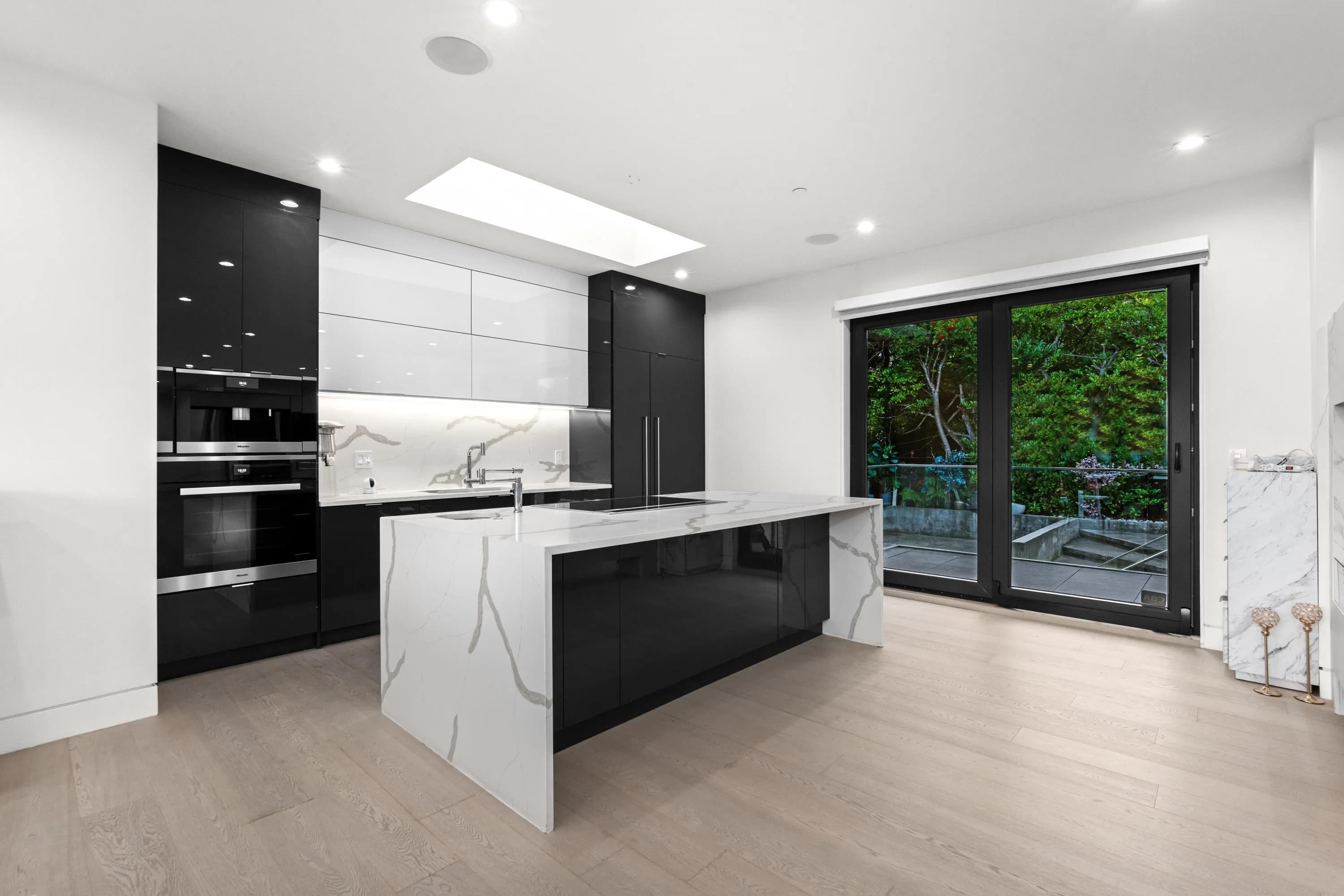 1035 Greenwood Place, West Vancouver, BC V7S 1Y2 — image 10