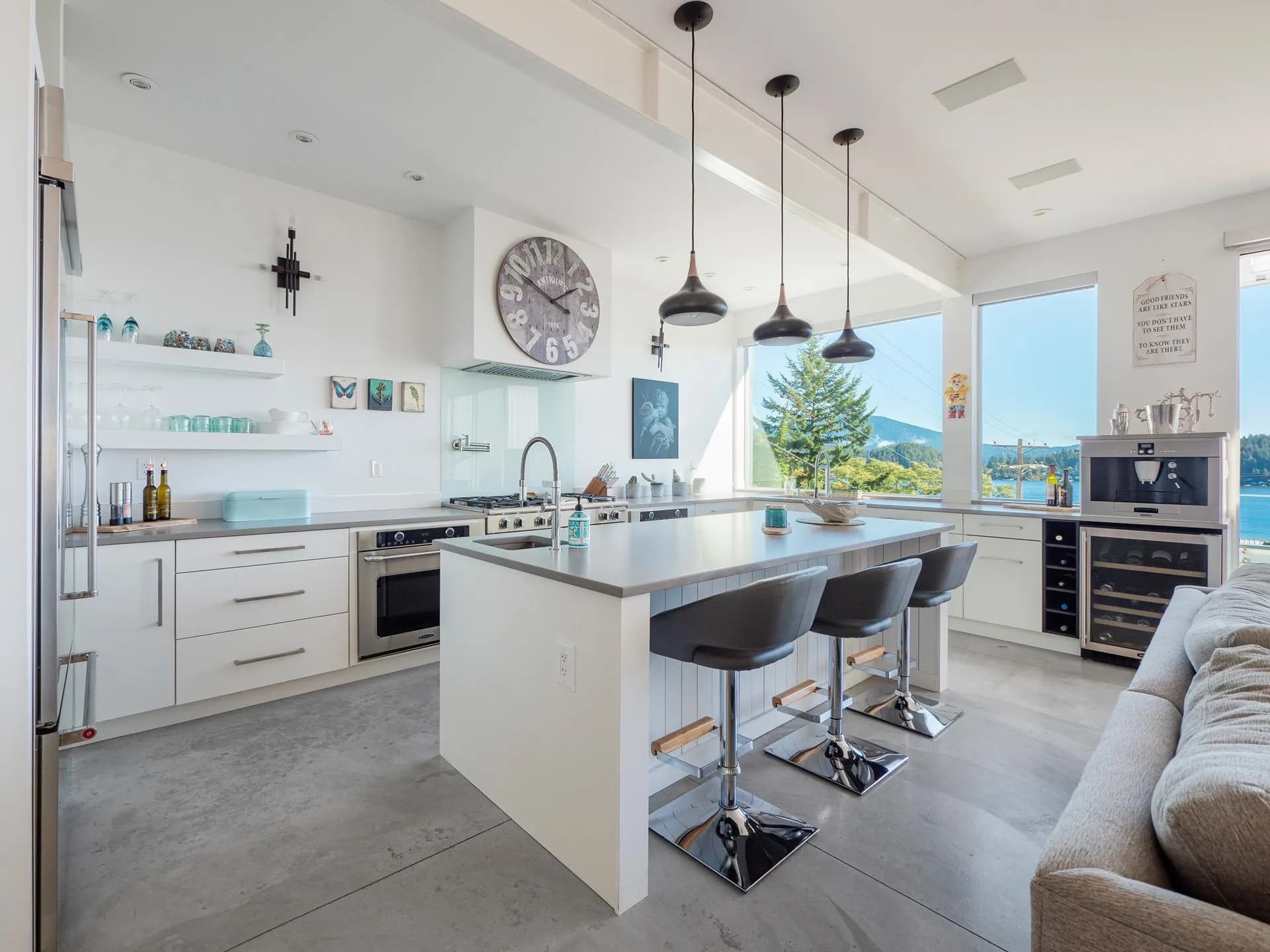 531 S Fletcher Road, Gibsons, BC V0N 1V9 — image 6