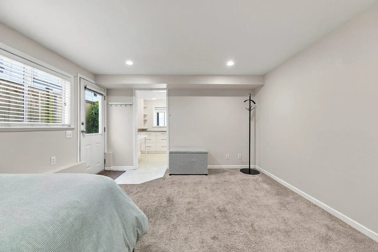 355 E 4th Street, North Vancouver, BC V7L 1J3 — image 27
