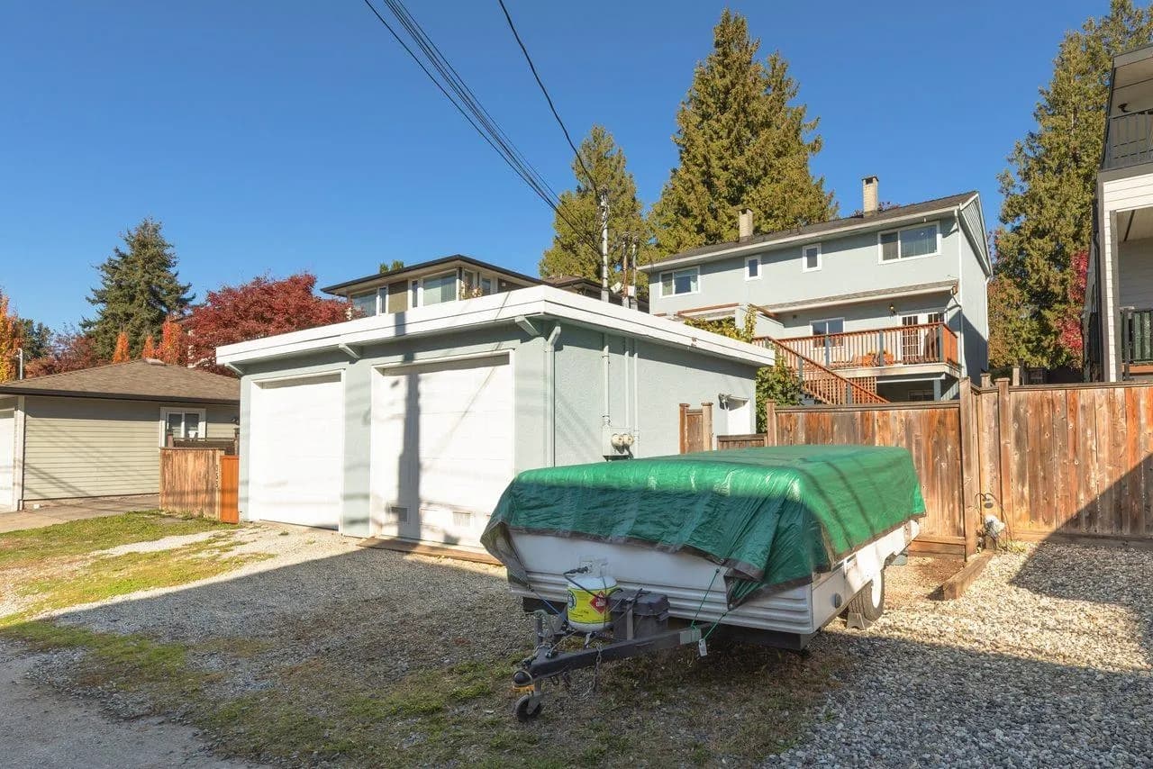 355 E 4th Street, North Vancouver, BC V7L 1J3 — image 33