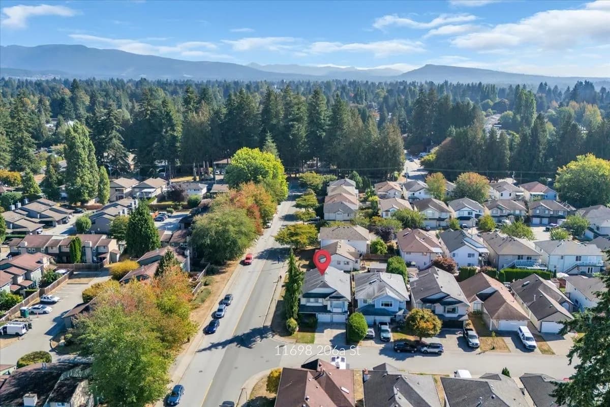 11698 206a Street, Maple Ridge, BC V2X 0X8 — image 27