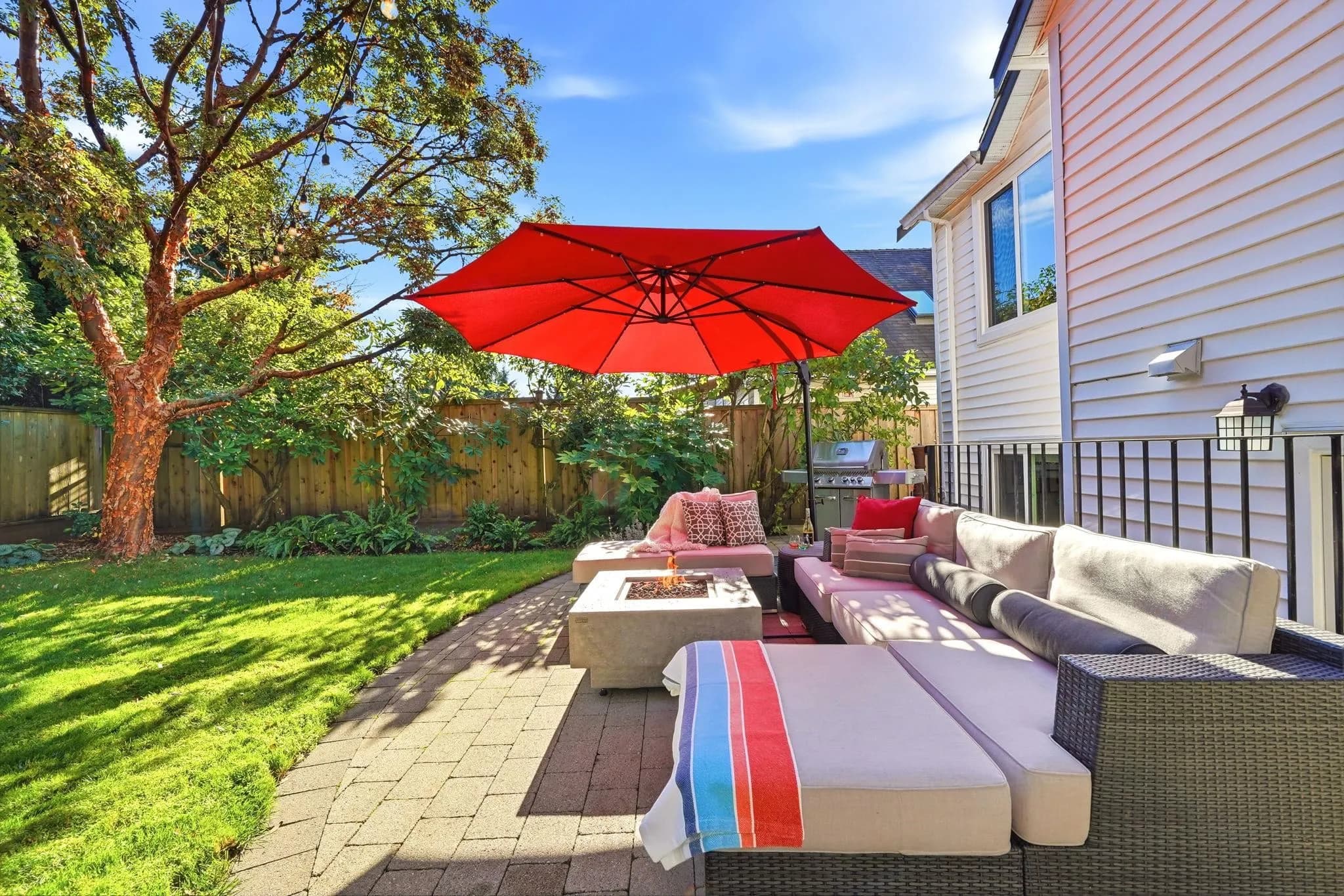 866 Nicolum Court, North Vancouver, BC V7H 2R9 — image 28