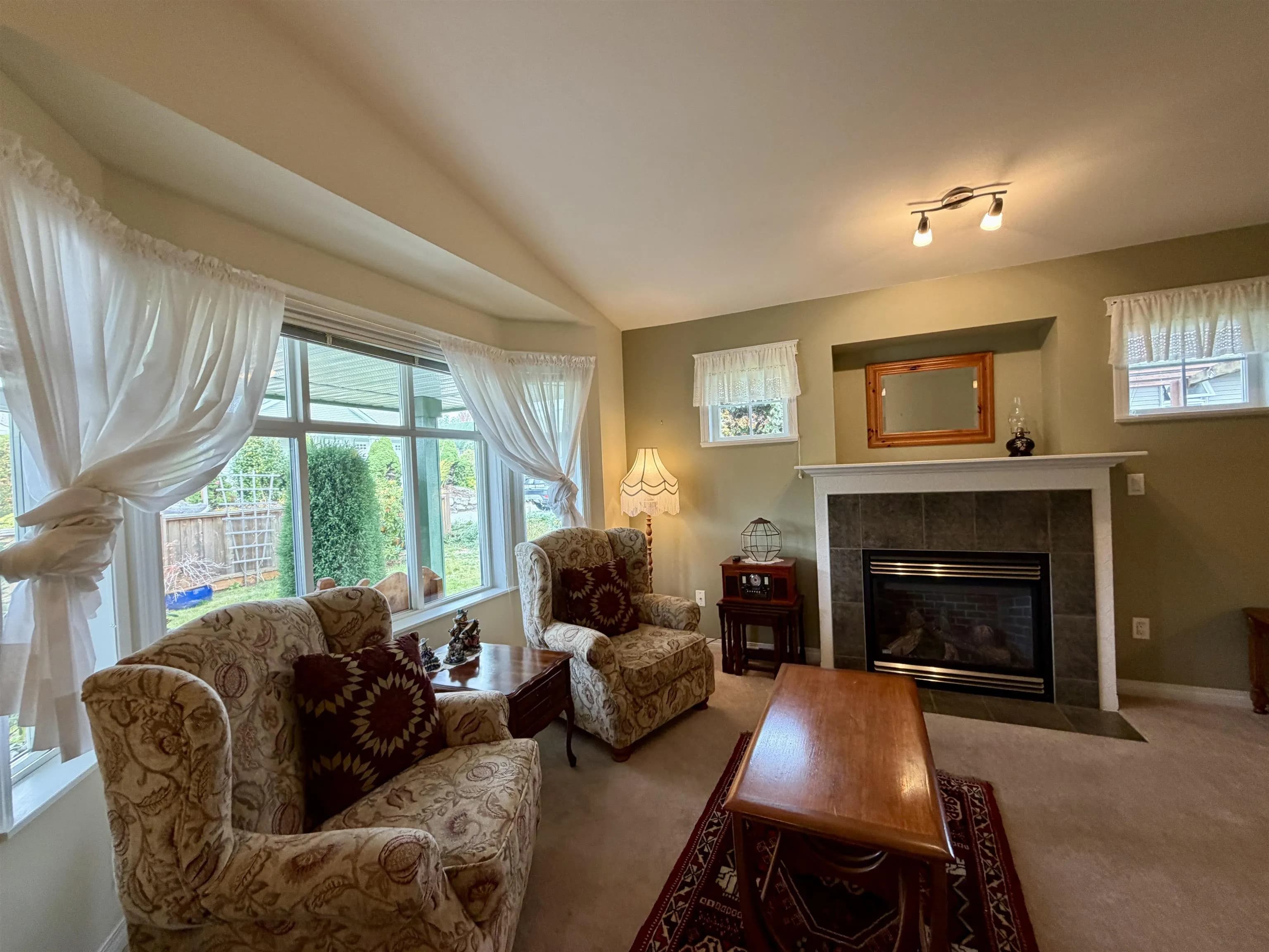 6317 Williams Place, Sechelt, BC V7Z 0M6 — image 8