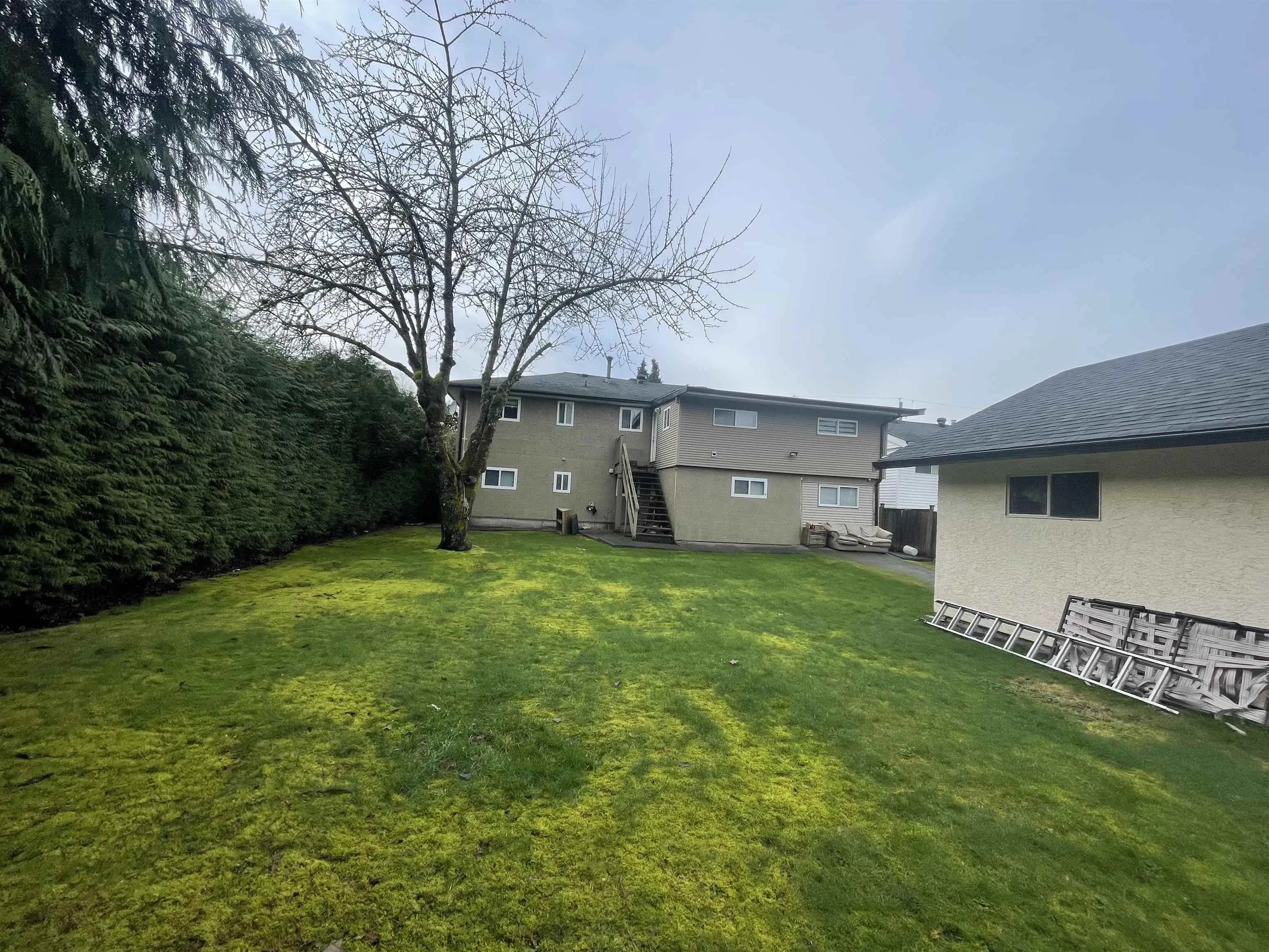 10618 141 Street, Surrey, BC V3T 4R4 — image 32