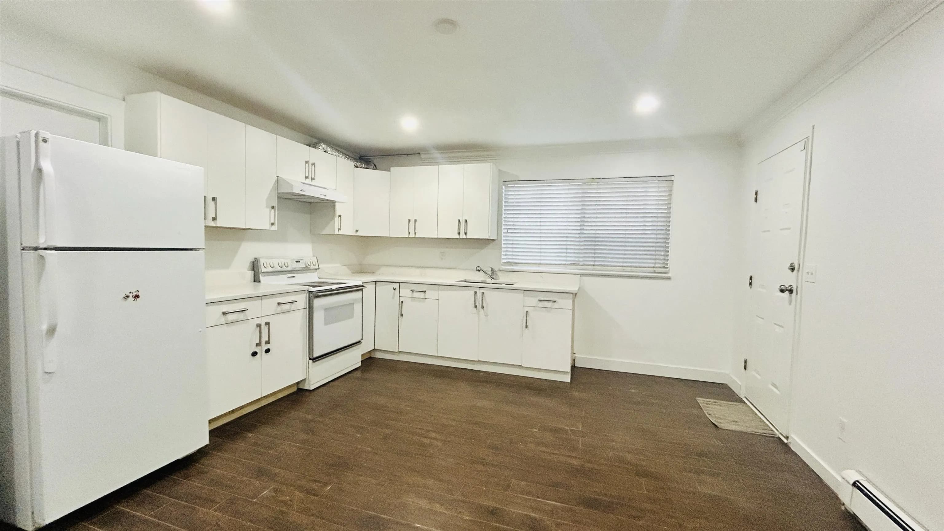 14962 96a Avenue, Surrey, BC V3R 9V6 — image 22