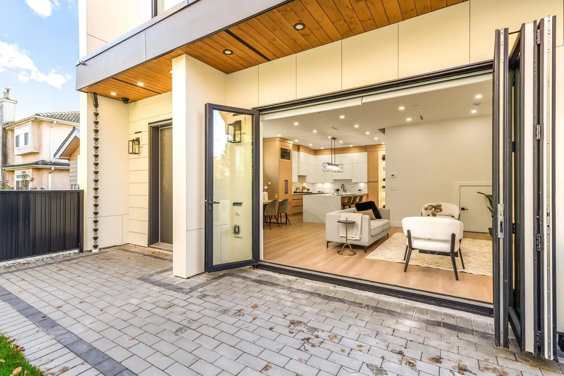 1 2686 Mcgill Street, Vancouver, BC V5K 1H3 — image 7