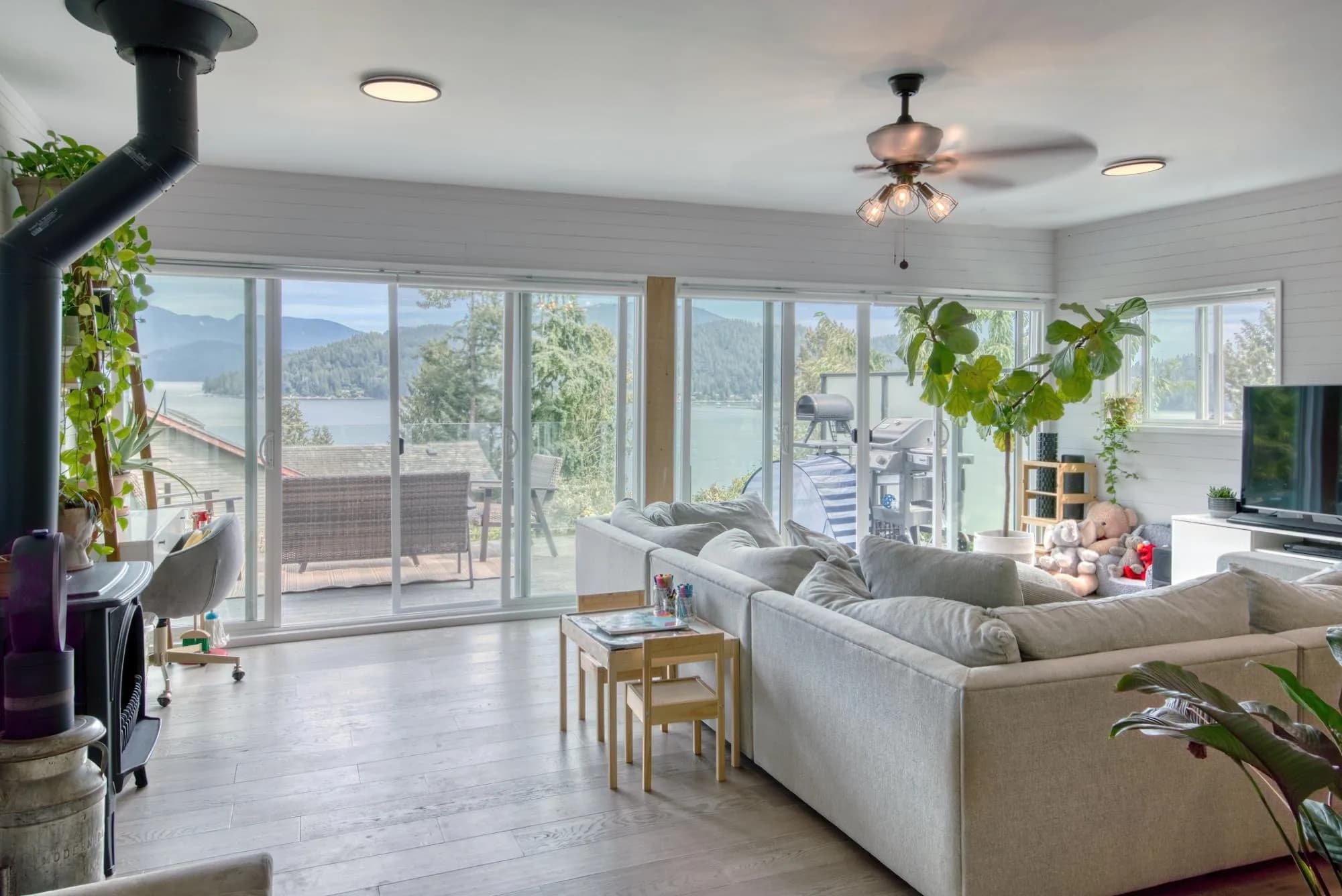 798 Fisher Road, Gibsons, BC V0N 1V1 — image 11