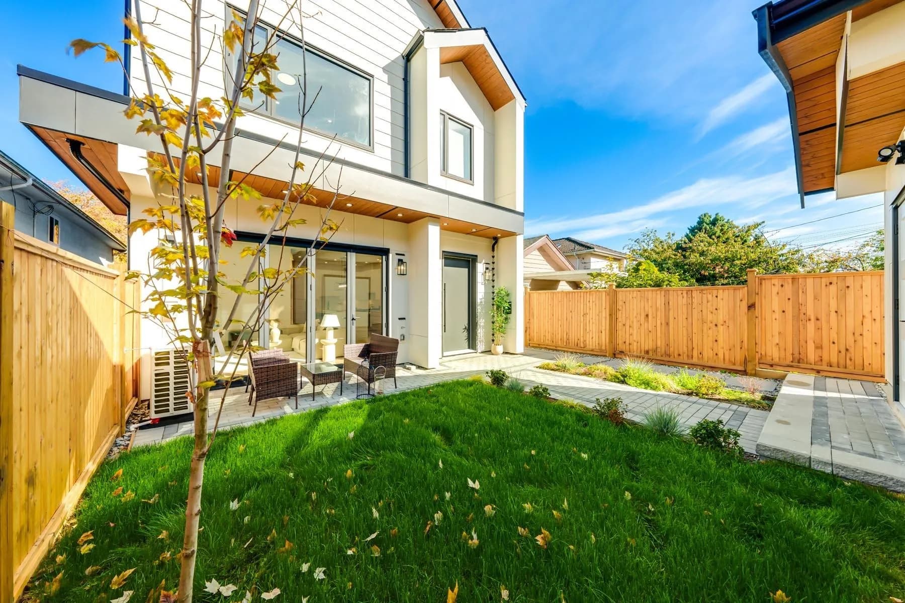 2 2686 Mcgill Street, Vancouver, BC V5K 1H3 — image 3