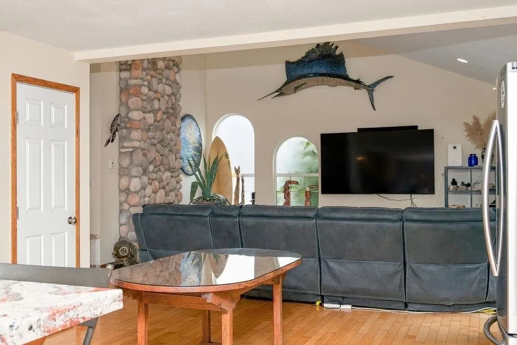475 Harry Road, Gibsons, BC V0N 1V5 — image 13