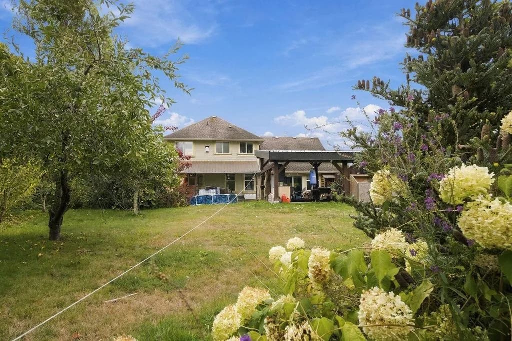 475 Harry Road, Gibsons, BC V0N 1V5 — image 32