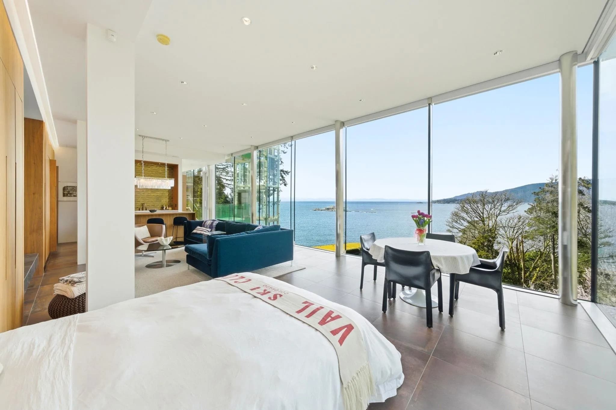 5210 Marine Drive, West Vancouver, BC V7W 2P8 — image 23