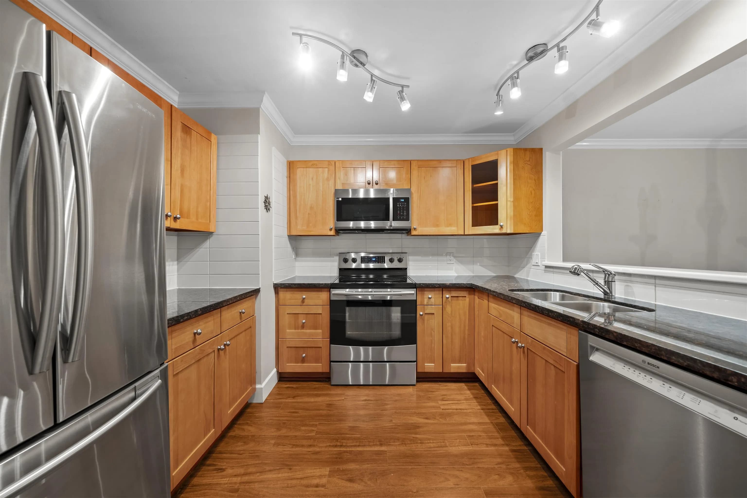 109 15270 17 Avenue, Surrey, BC V4A 1T9 — image 10