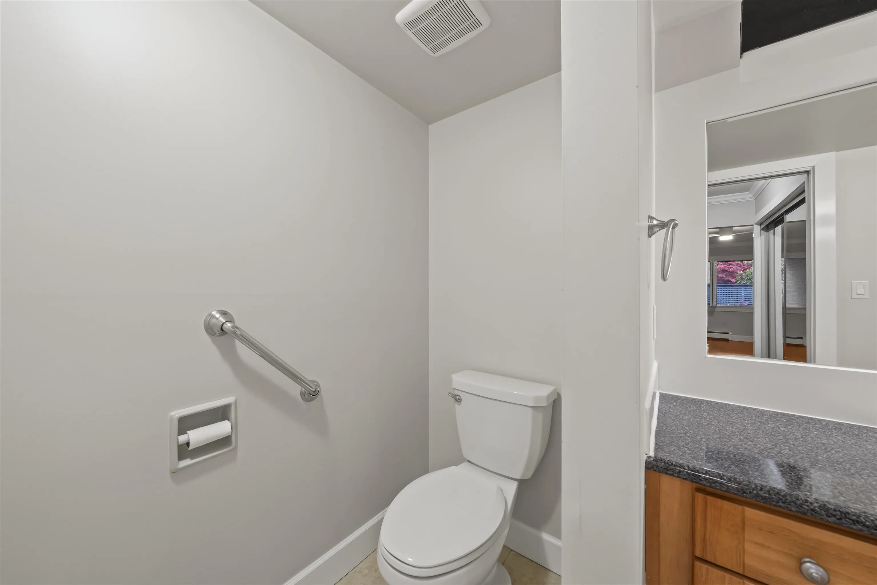 109 15270 17 Avenue, Surrey, BC V4A 1T9 — image 24