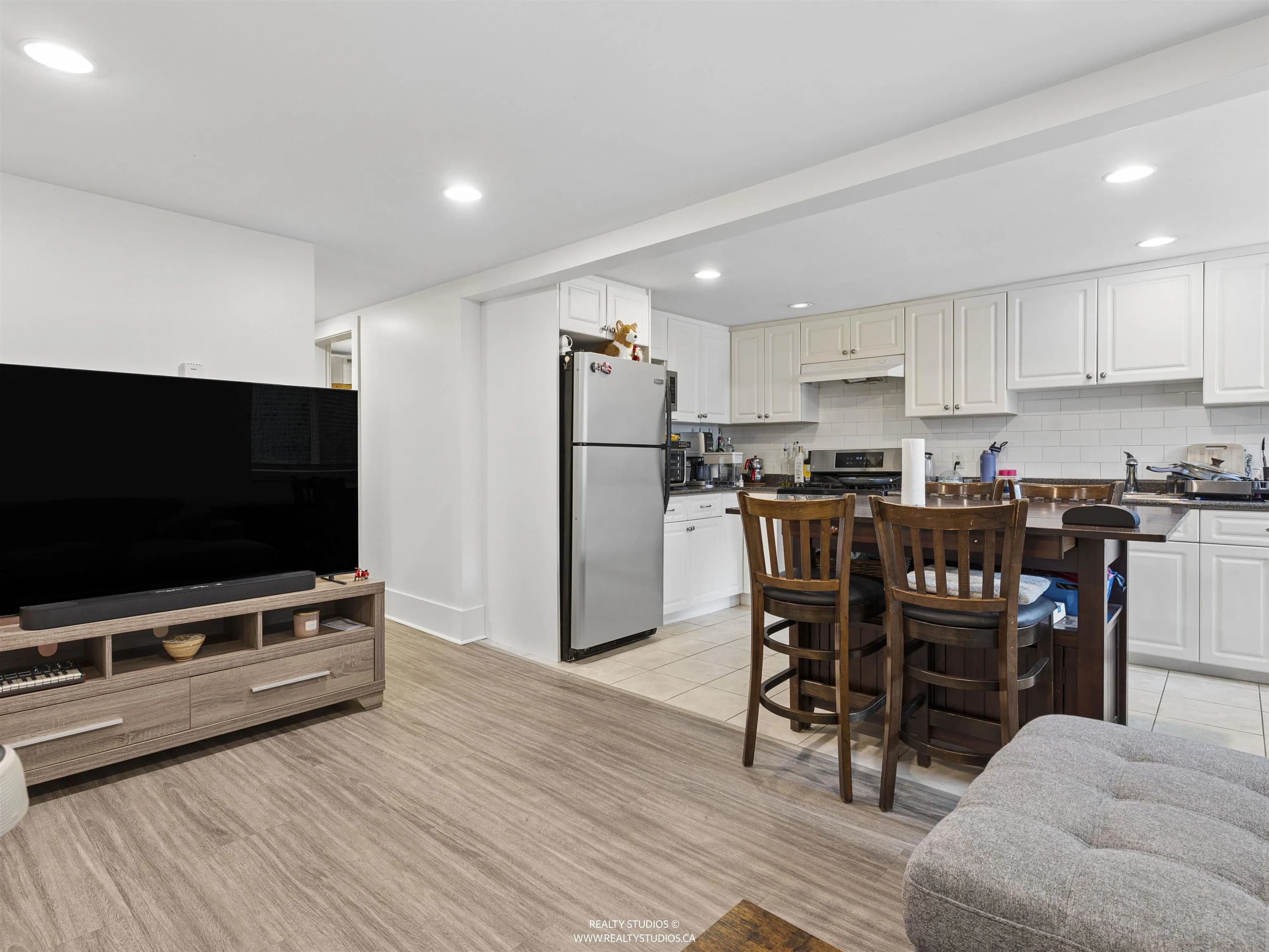 338 E 20th Avenue, Vancouver, BC V5V 1M3 — image 27