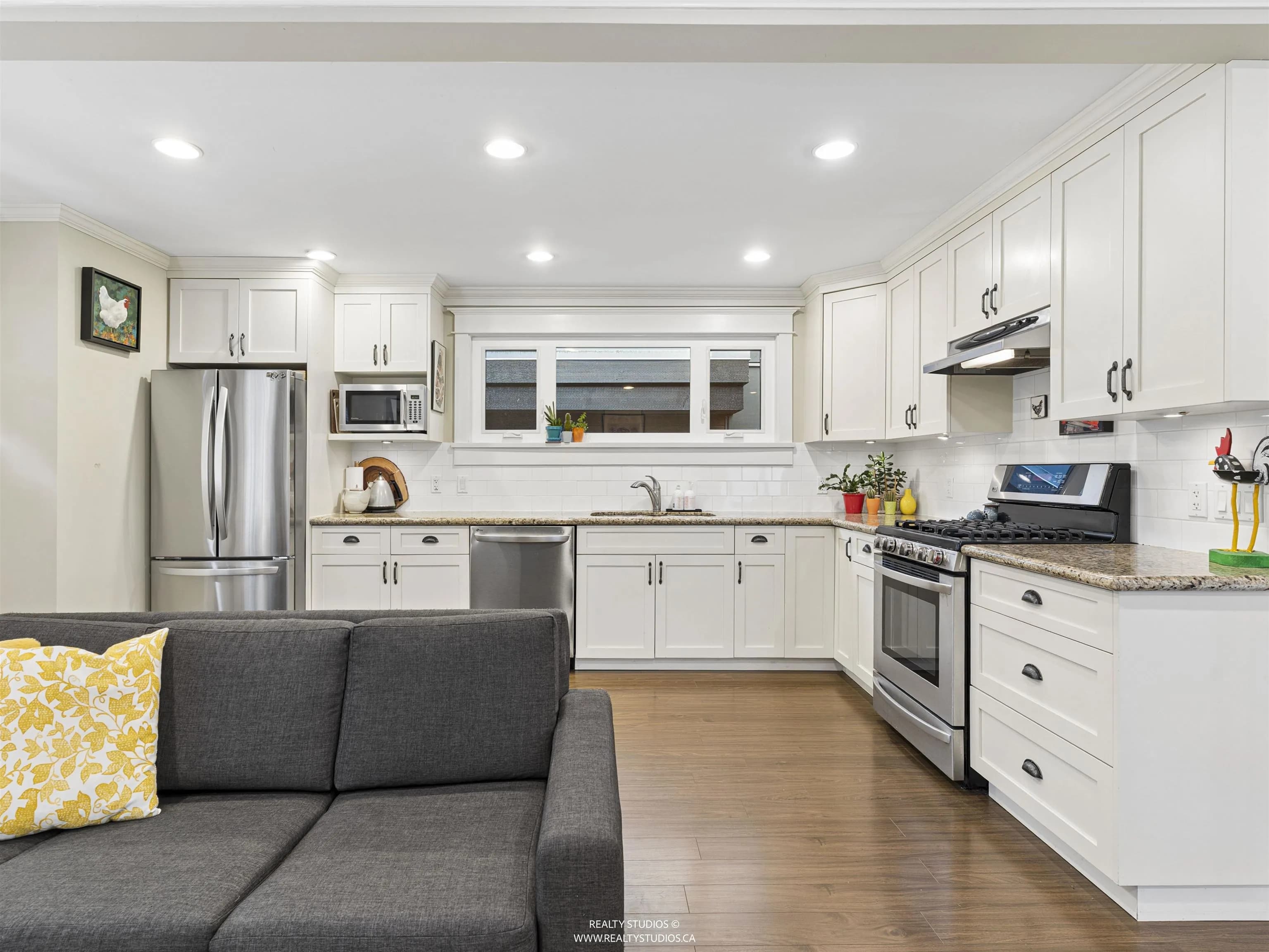 338 E 20th Avenue, Vancouver, BC V5V 1M3 — image 6
