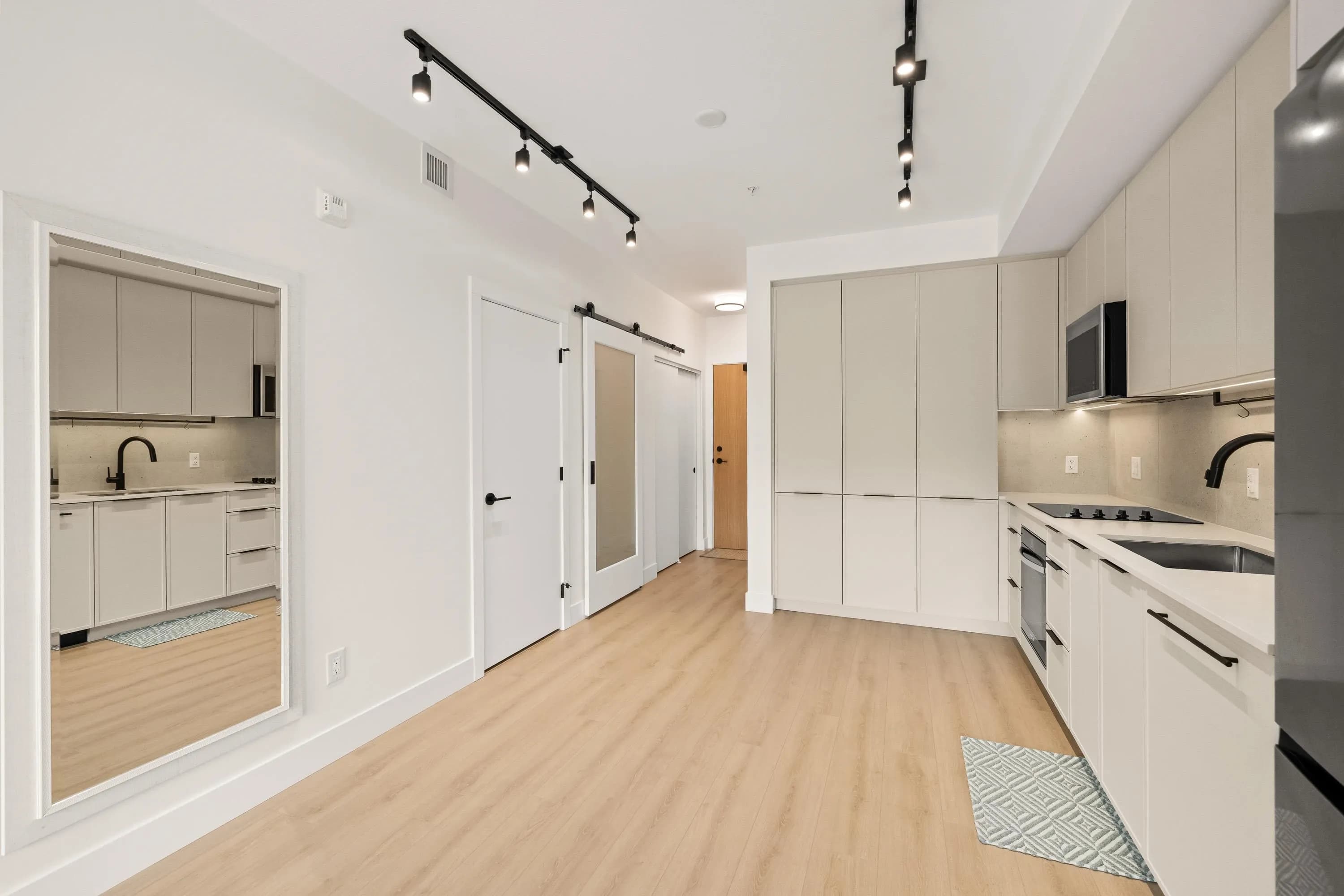 207 3055 Murray Street, Port Moody, BC V3H 0P4 — image 7