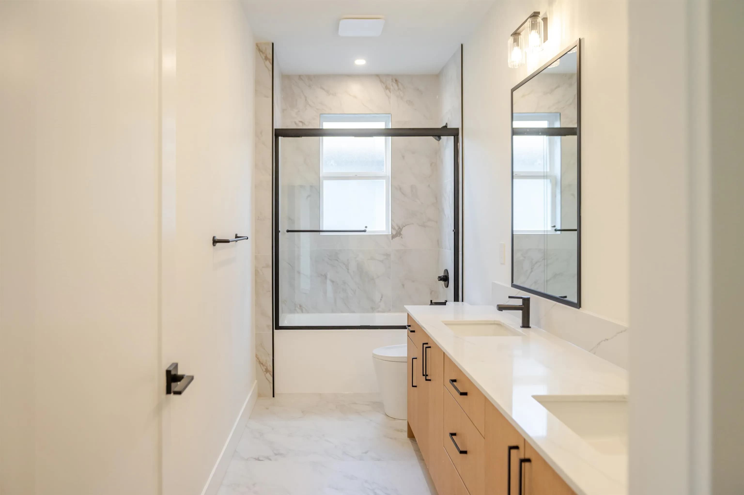 2 21092 Wicklund Avenue, Maple Ridge, BC V2X 3R9 — image 25