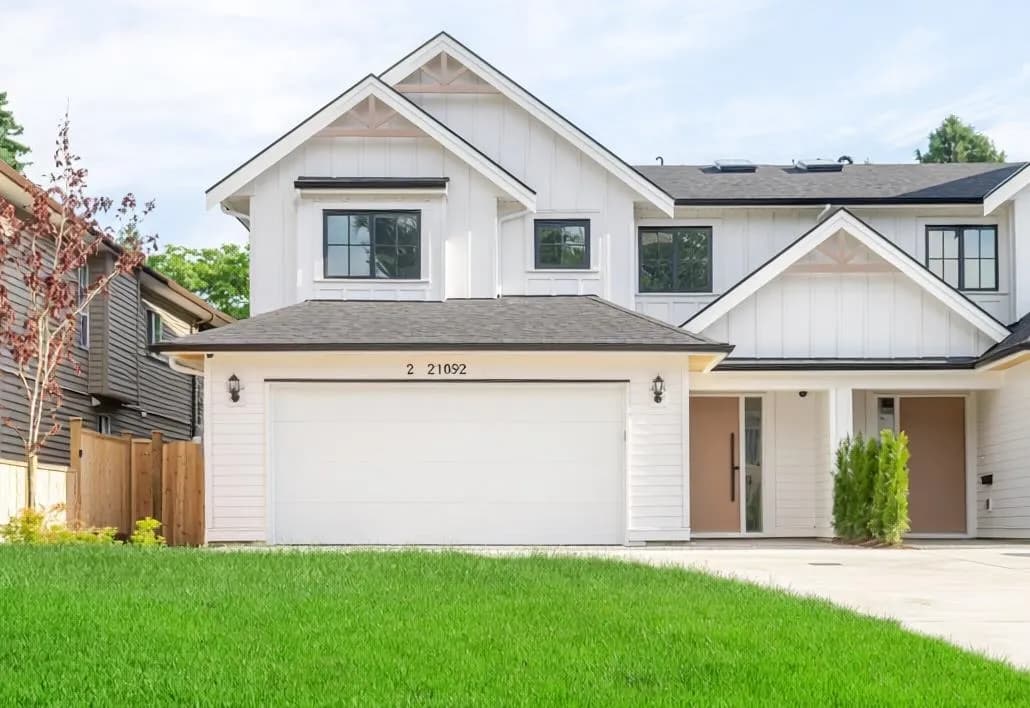 2 21092 Wicklund Avenue, Maple Ridge, BC V2X 3R9 — image 1
