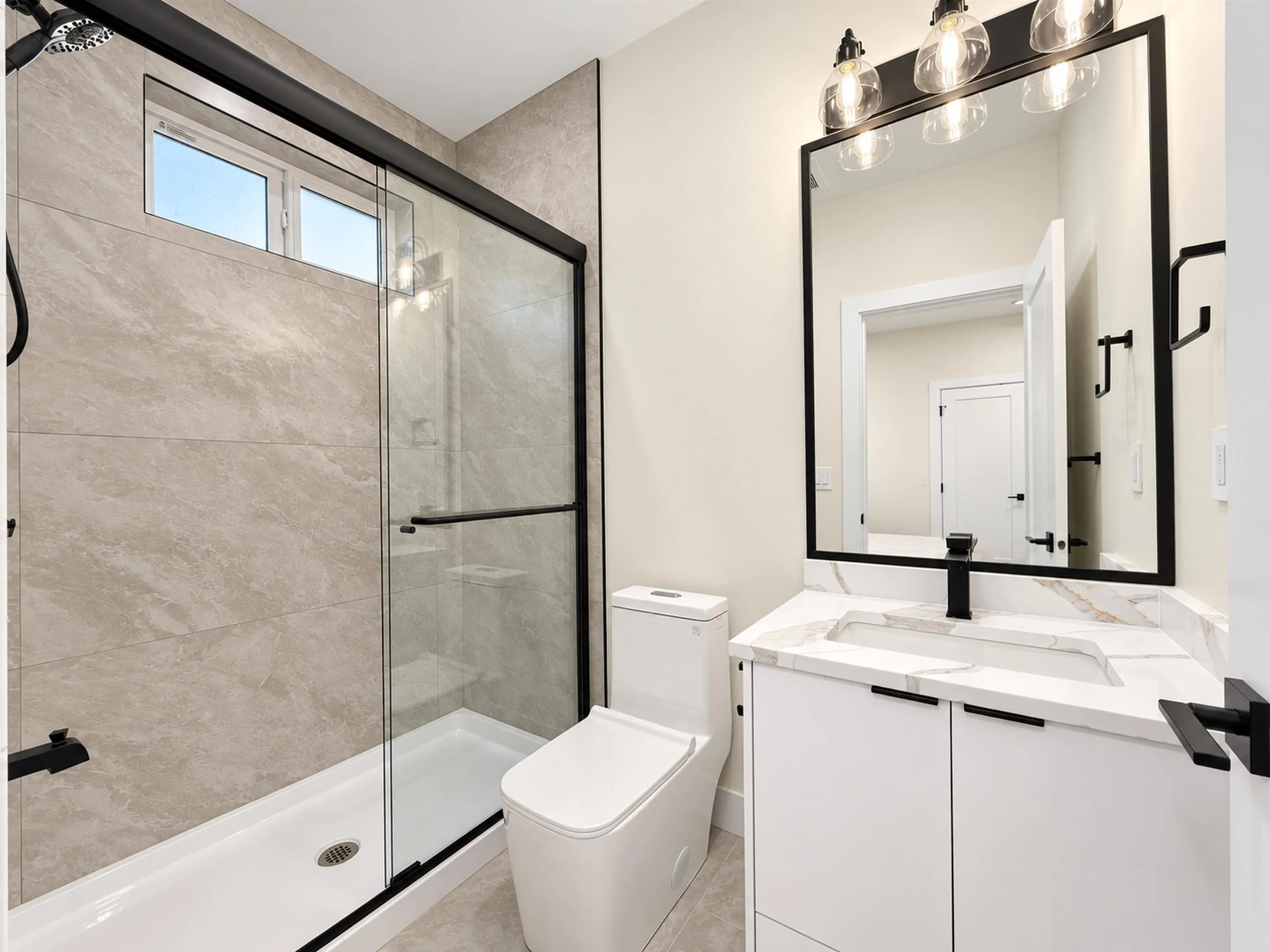 102 11410 139 Street, Surrey, BC V3R 2M1 — image 34