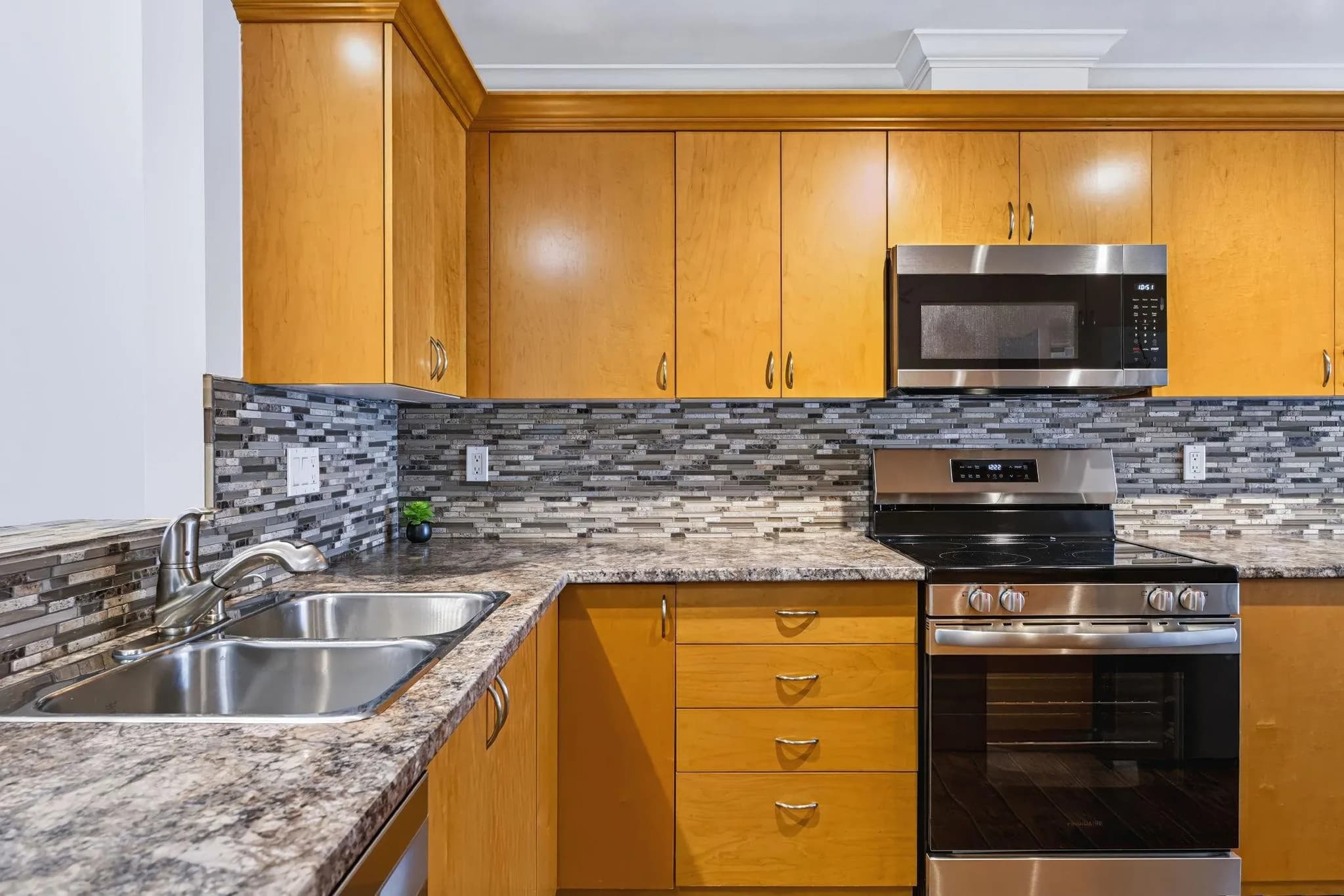 14 17516 4 Avenue, Surrey, BC V3S 0R9 — image 4