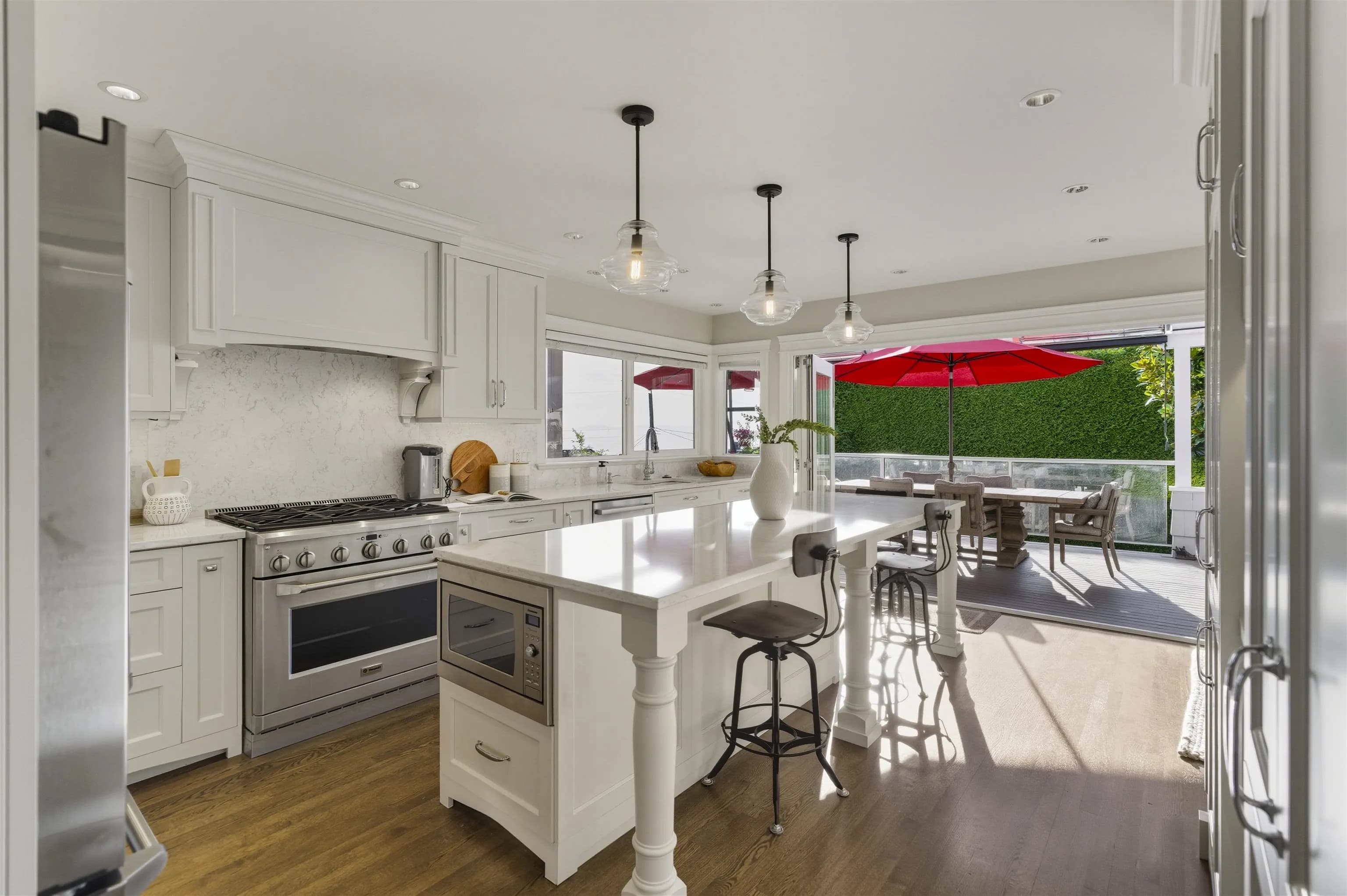 1631 22nd Street, West Vancouver, BC V7V 4E2 — image 4