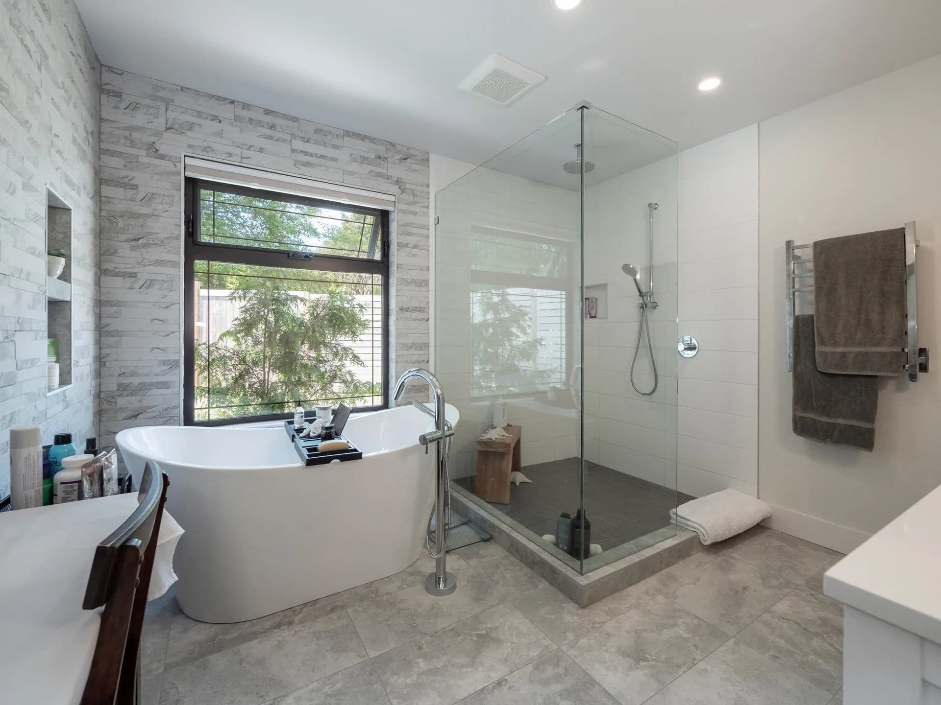 655 Dougall Road, Gibsons, BC V0N 1V8 — image 13