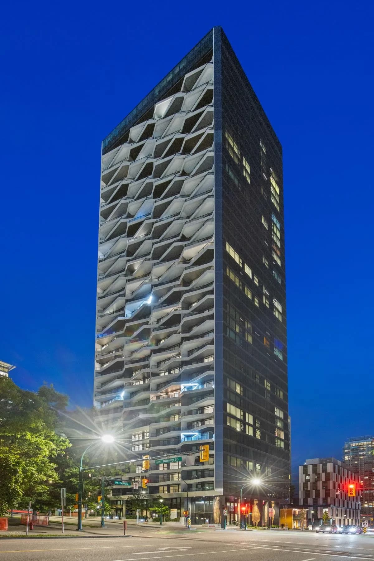 2903 889 Pacific Street, Vancouver, BC V6Z 1C3 — image 39