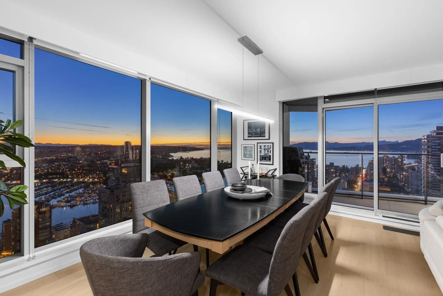 2903 889 Pacific Street, Vancouver, BC V6Z 1C3 — image 3