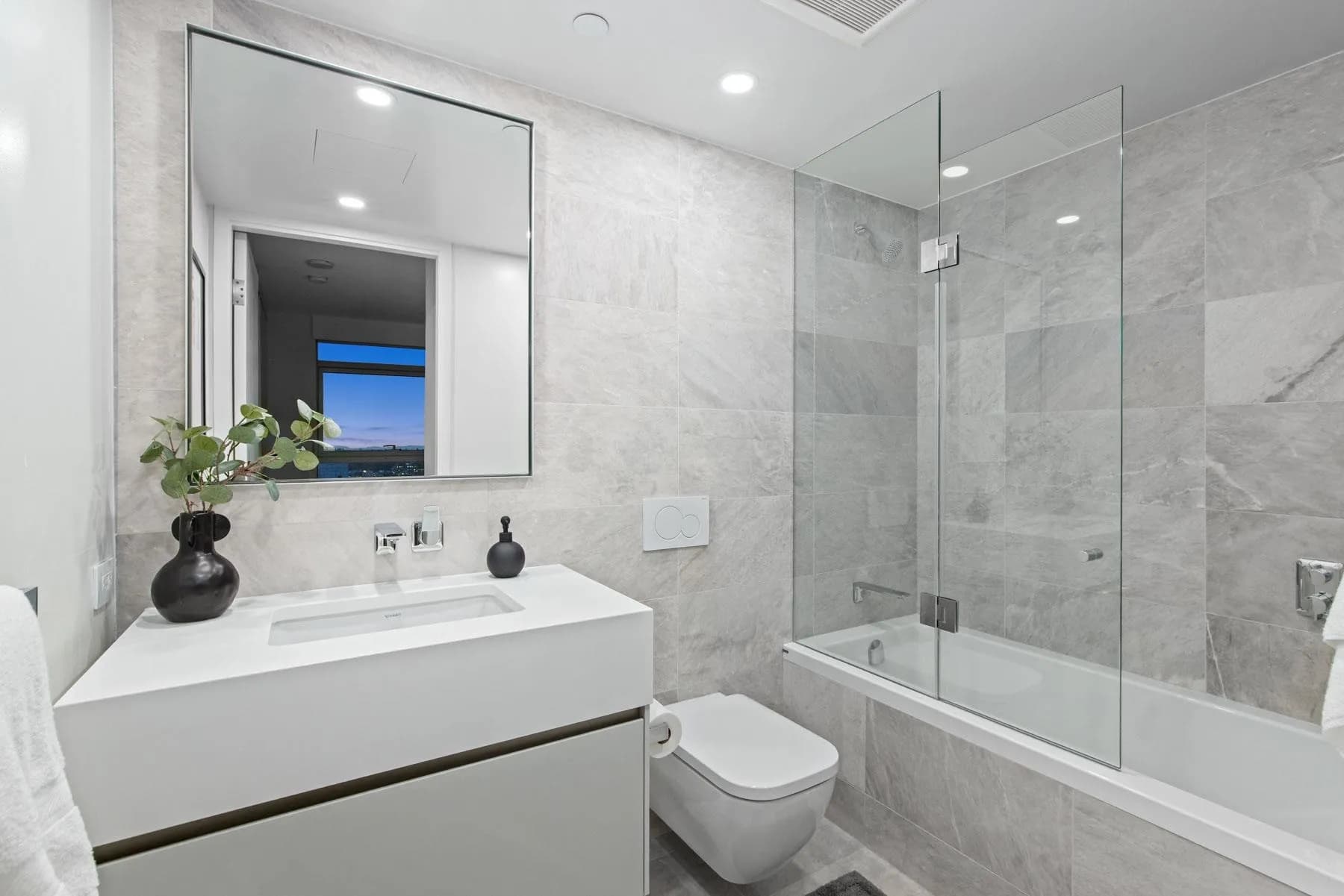 2903 889 Pacific Street, Vancouver, BC V6Z 1C3 — image 26