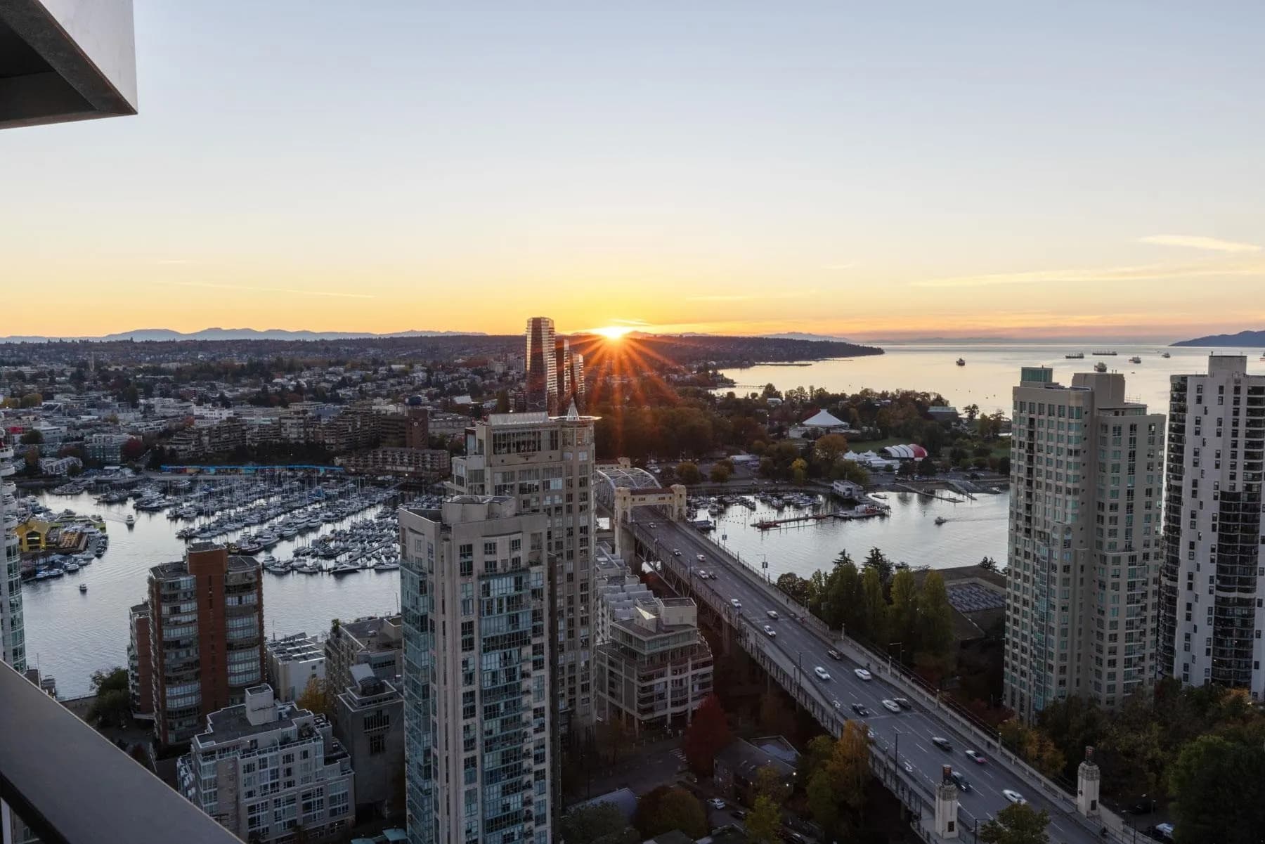 2903 889 Pacific Street, Vancouver, BC V6Z 1C3 — image 13