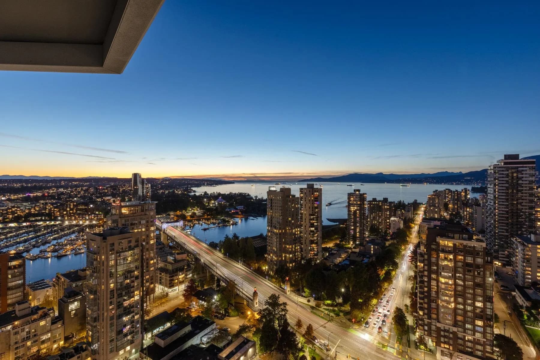 2903 889 Pacific Street, Vancouver, BC V6Z 1C3 — image 28