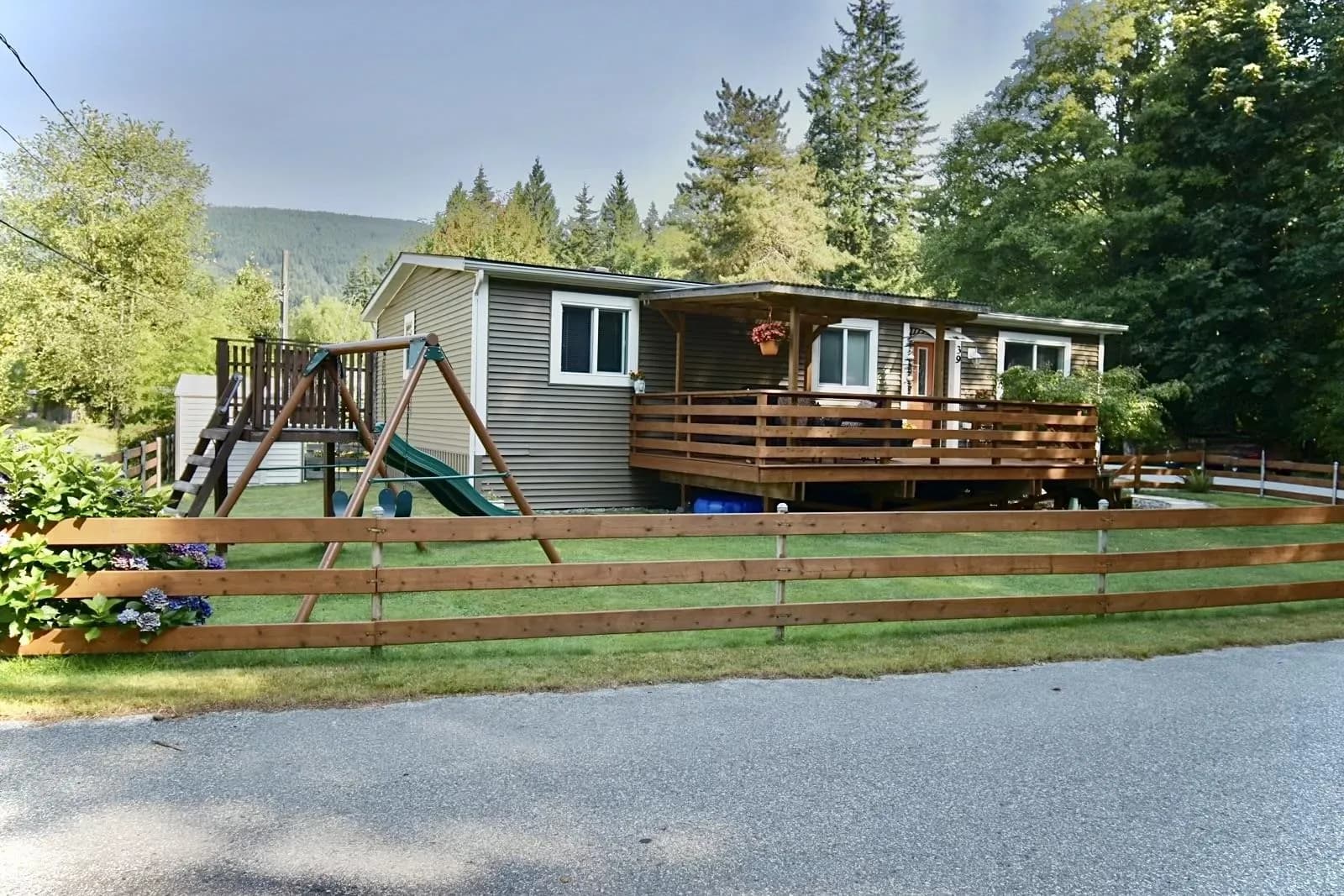39 1413 Sunshine Coast Highway, Gibsons, BC V0N 1V5 — image 3