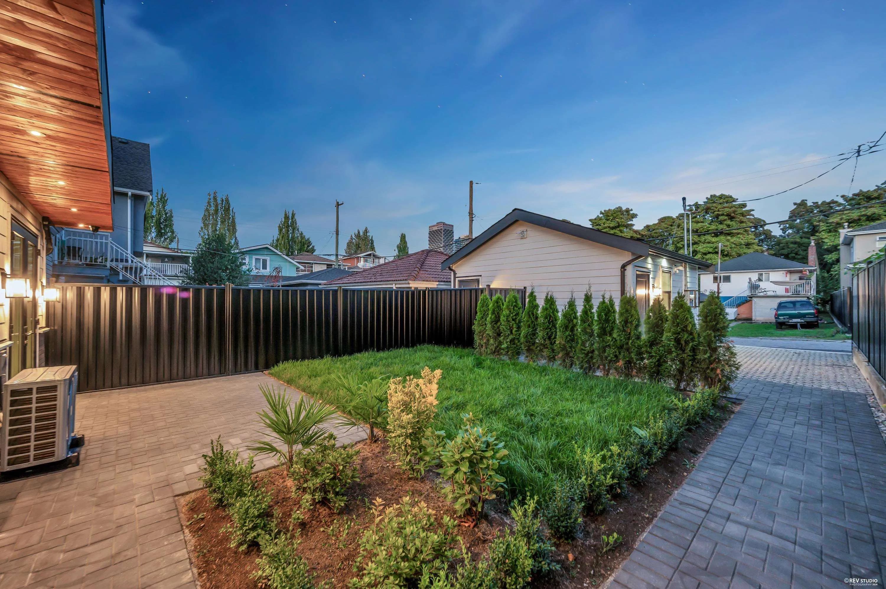 2 5150 Spencer Street, Vancouver, BC V5R 4A3 — image 4
