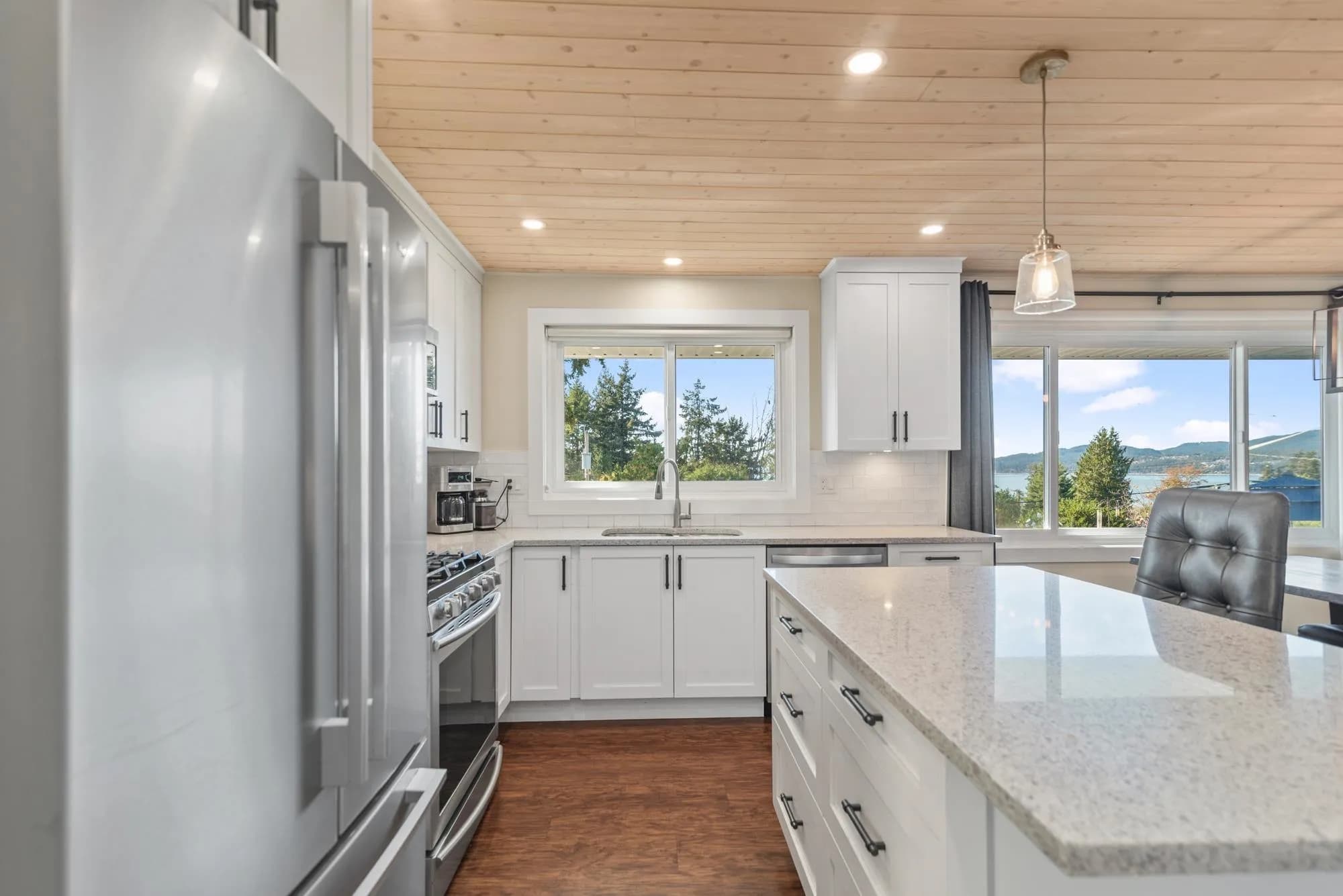 4770 Laurel Avenue, Sechelt, BC V7Z 0B4 — image 10