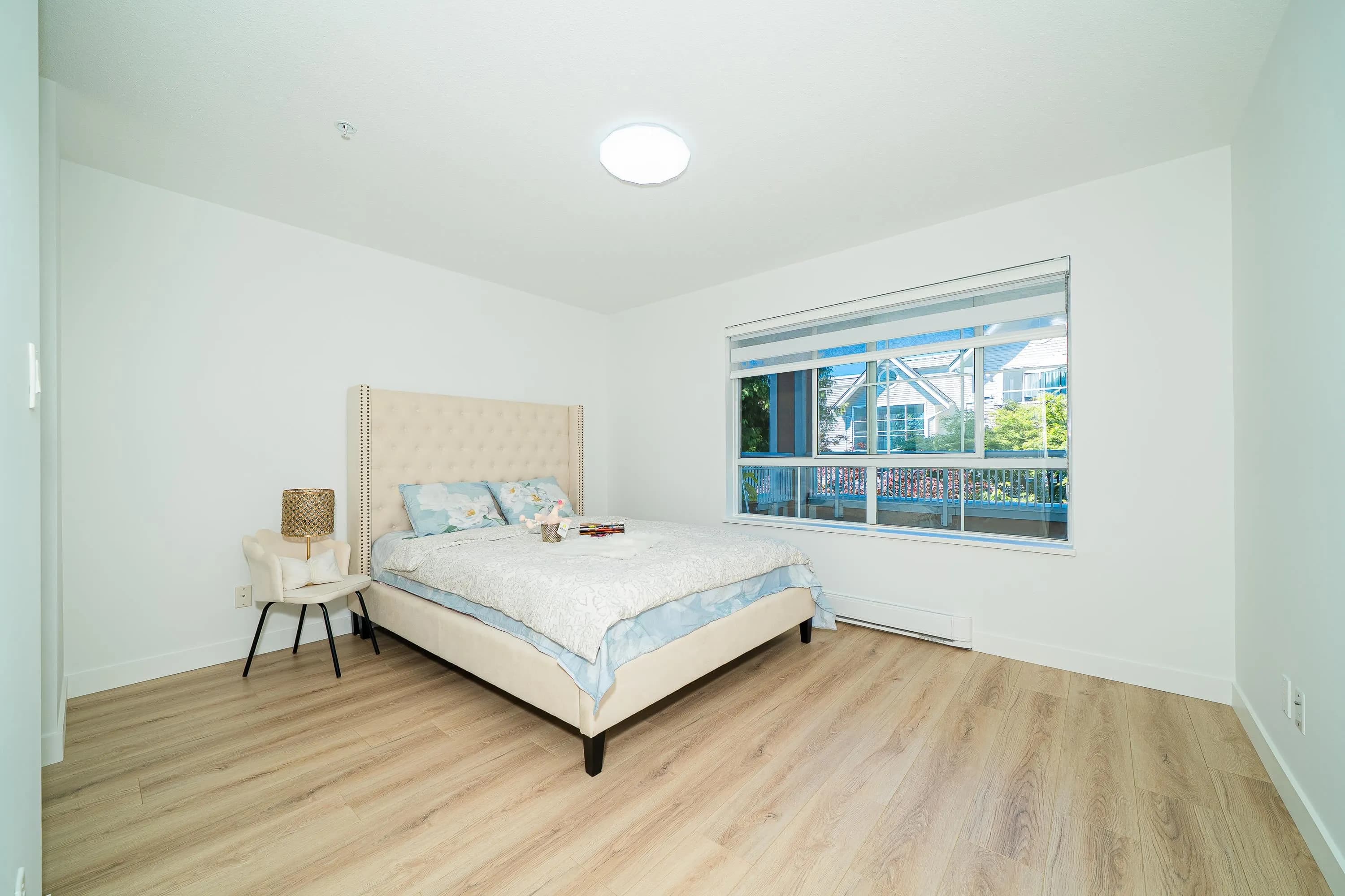 211 7117 Antrim Avenue, Burnaby, BC V5J 5K1 — image 5