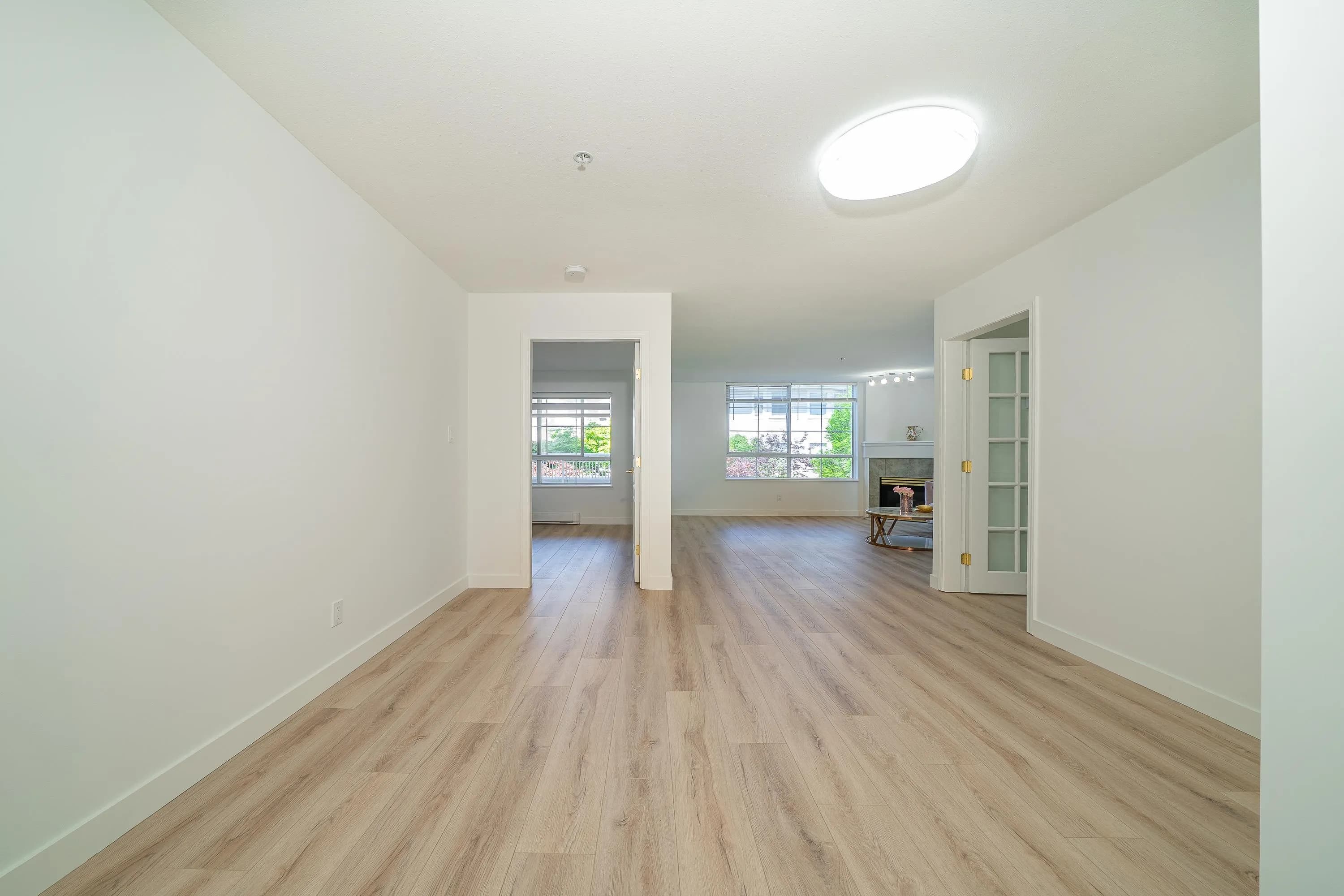 211 7117 Antrim Avenue, Burnaby, BC V5J 5K1 — image 4