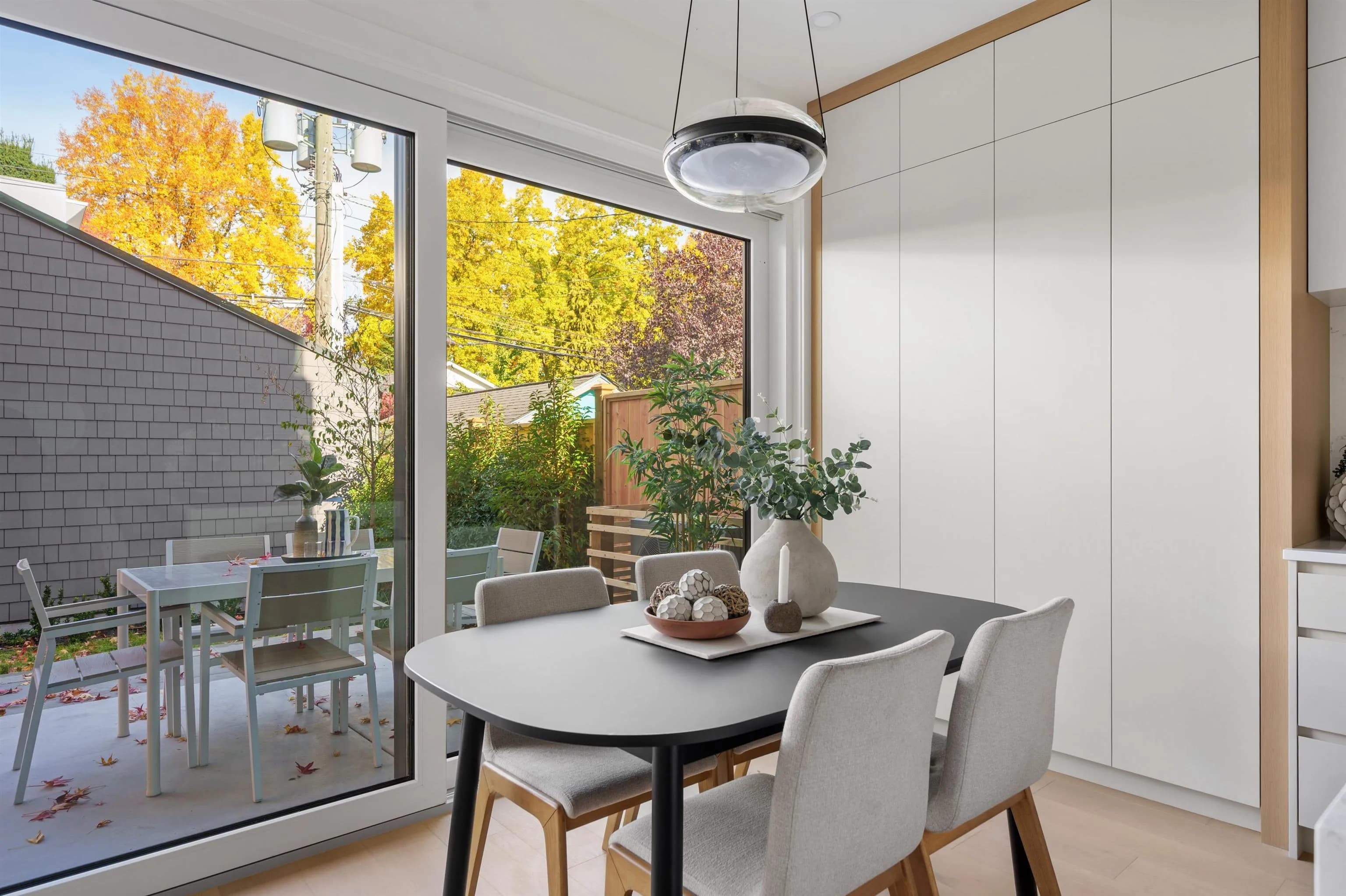 2 3657 W 11th Avenue, Vancouver, BC V6R 2K4 — image 12