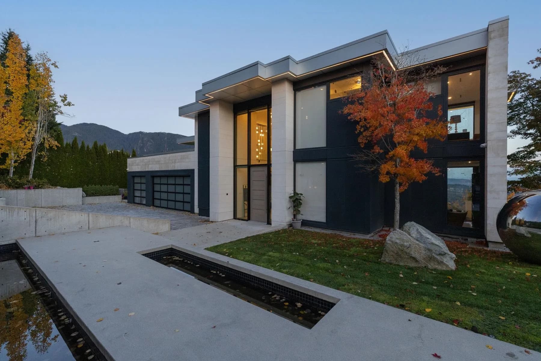 1027 Millstream Road, West Vancouver, BC V7S 2C6 — image 32