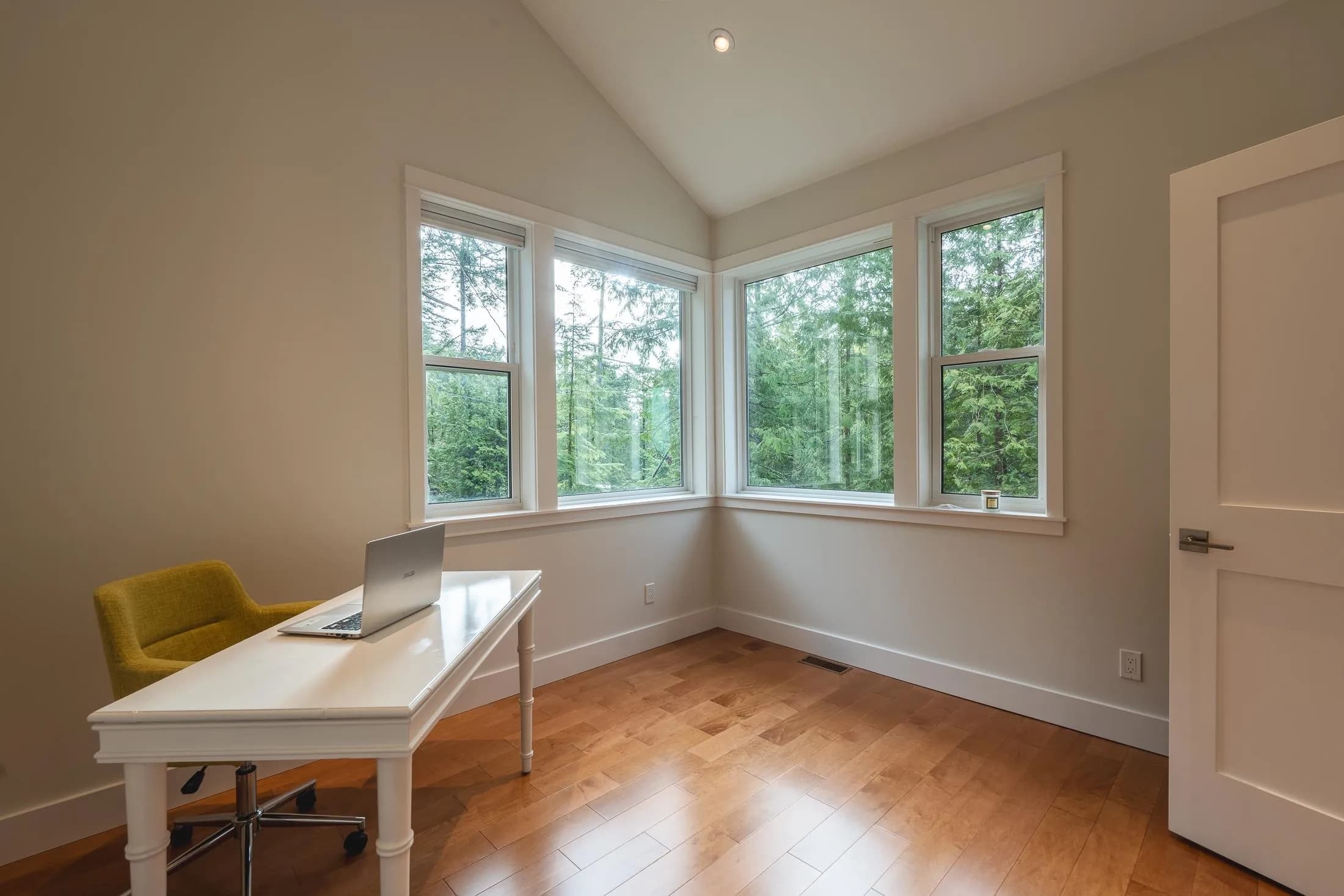 153 Swallow Road, Gibsons, BC V0N 1V3 — image 17