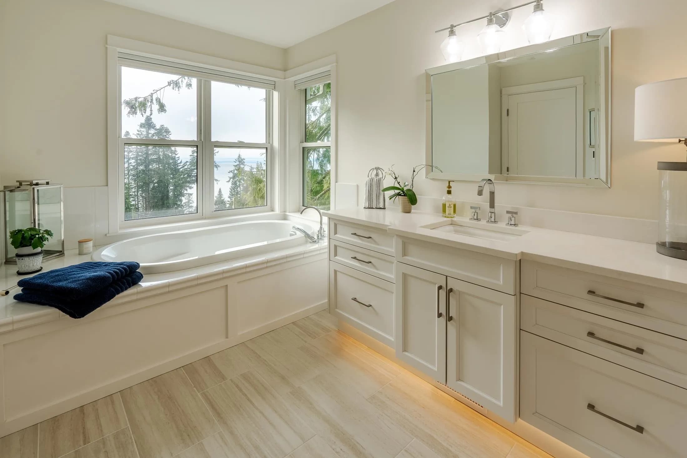 153 Swallow Road, Gibsons, BC V0N 1V3 — image 15