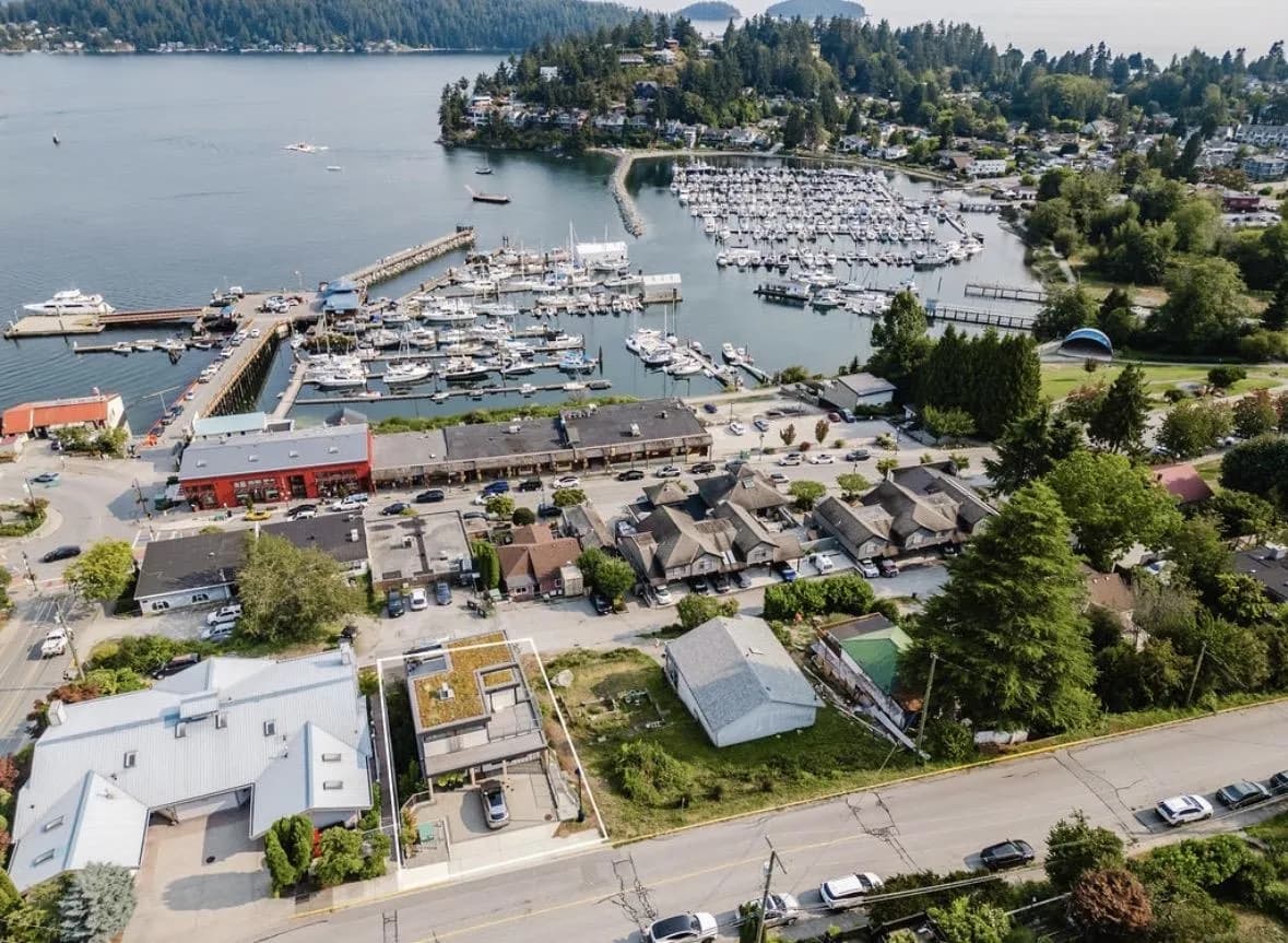 102 524 S Fletcher Road, Gibsons, BC V0N 1V0 — image 35