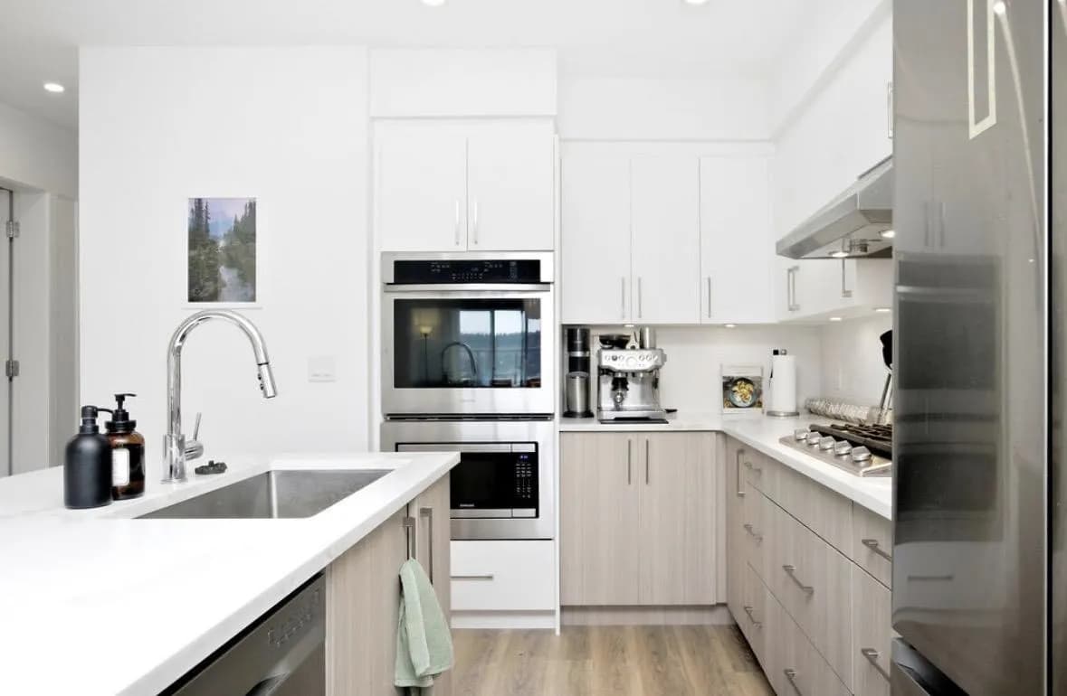 102 524 S Fletcher Road, Gibsons, BC V0N 1V0 — image 9