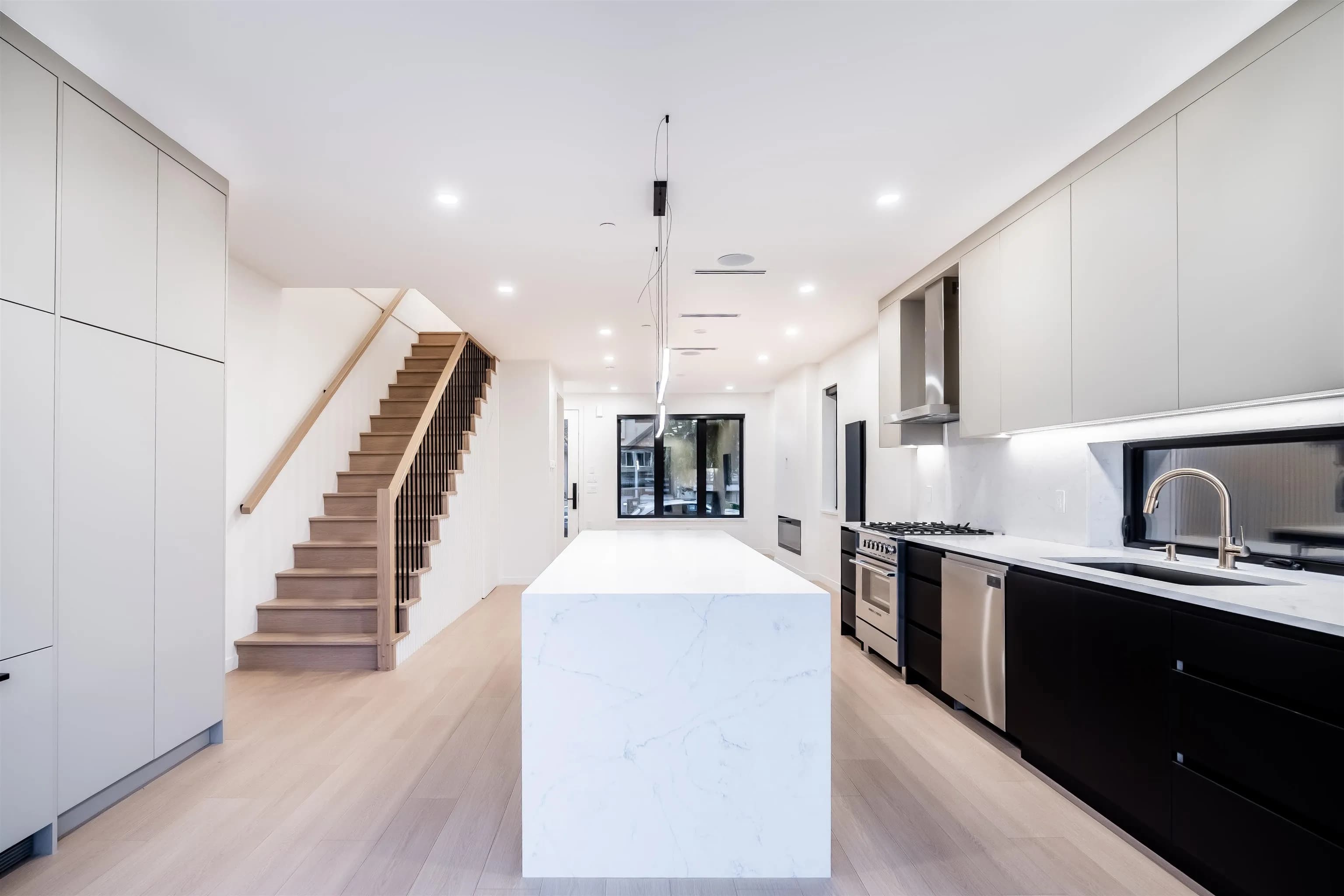 7960 Inverness Street, Vancouver, BC V5X 4H7 — image 5