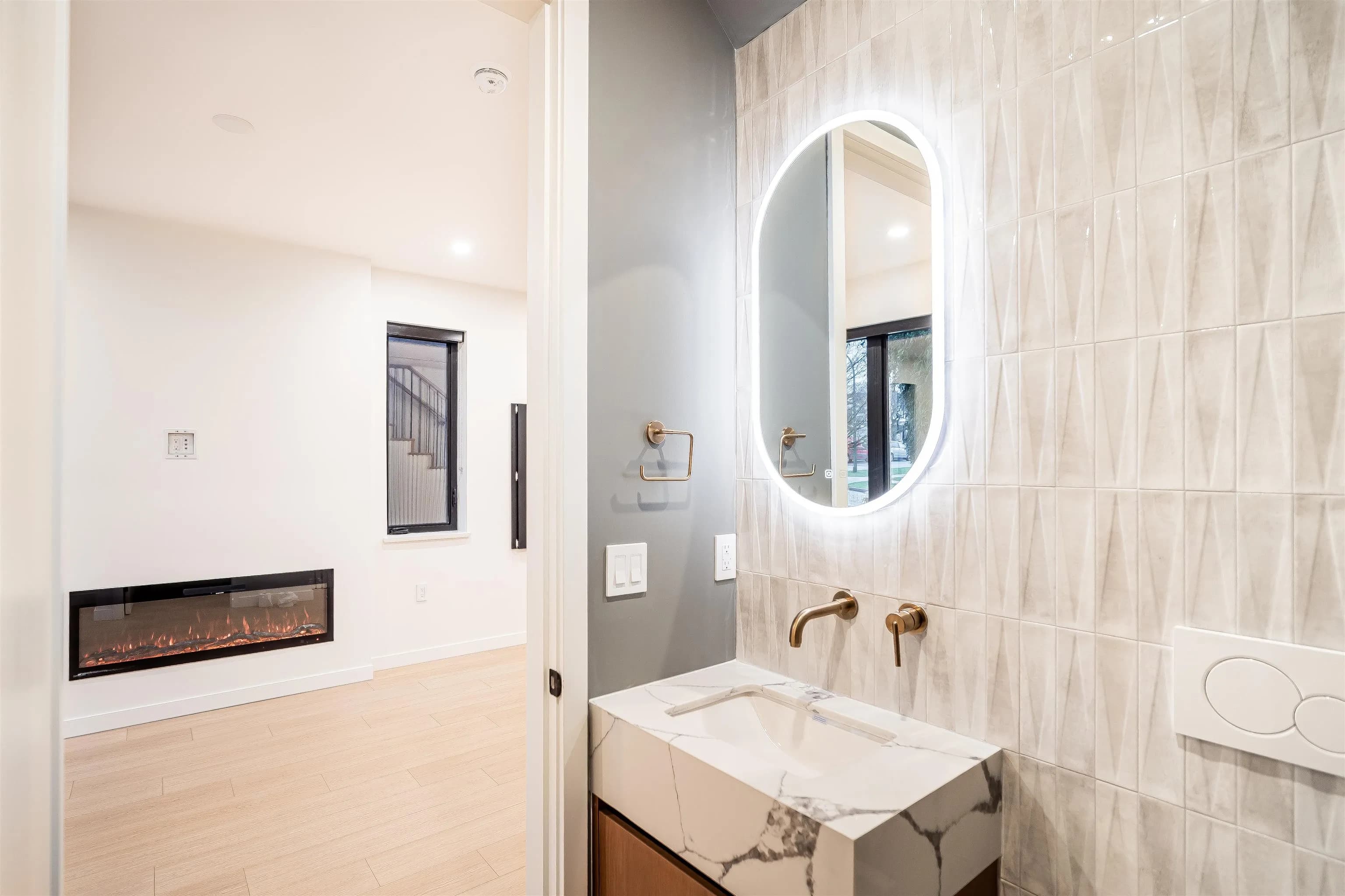 7960 Inverness Street, Vancouver, BC V5X 4H7 — image 4