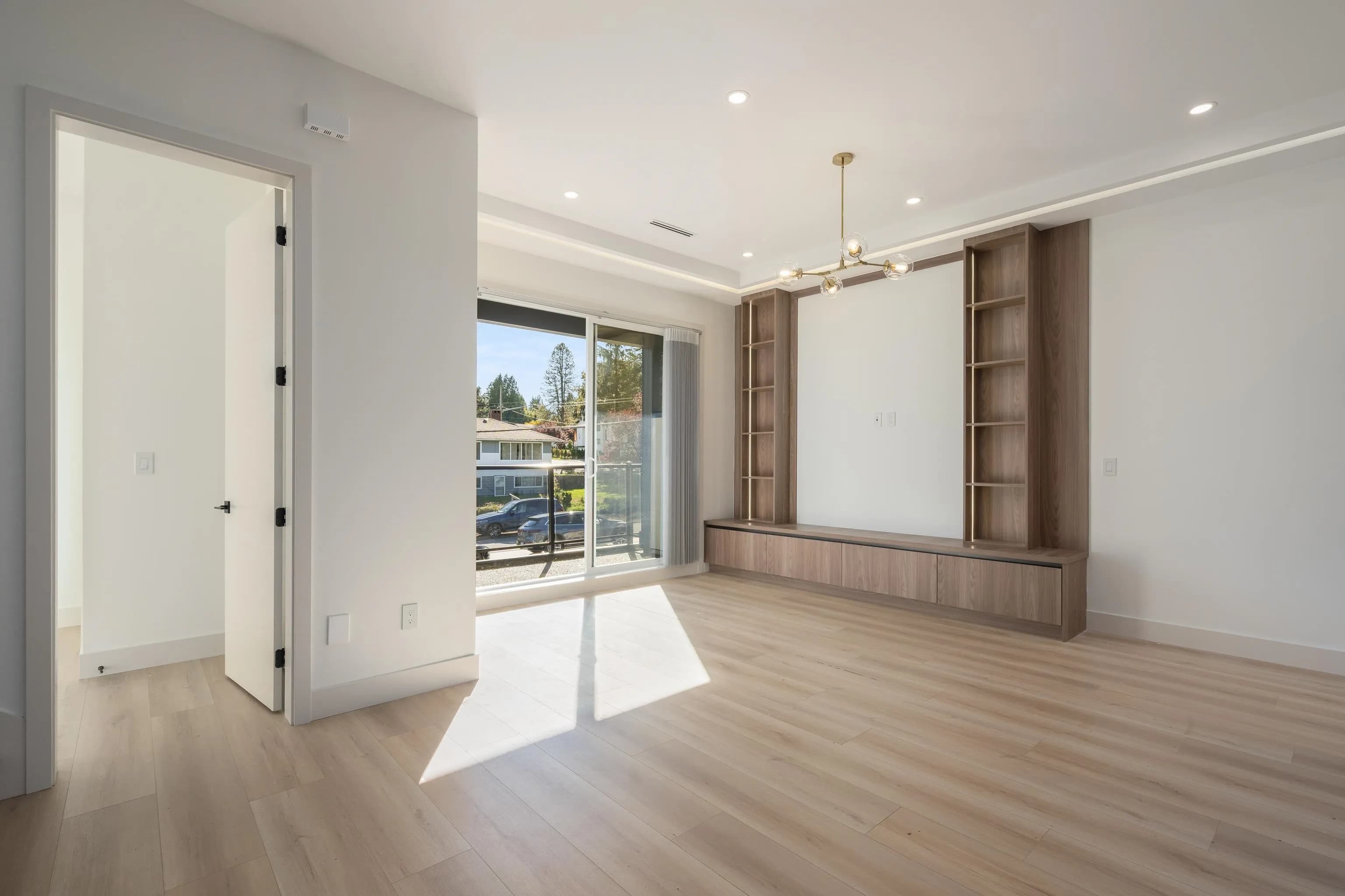 102 14753 111a Avenue, Surrey, BC V3R 2E2 — image 8