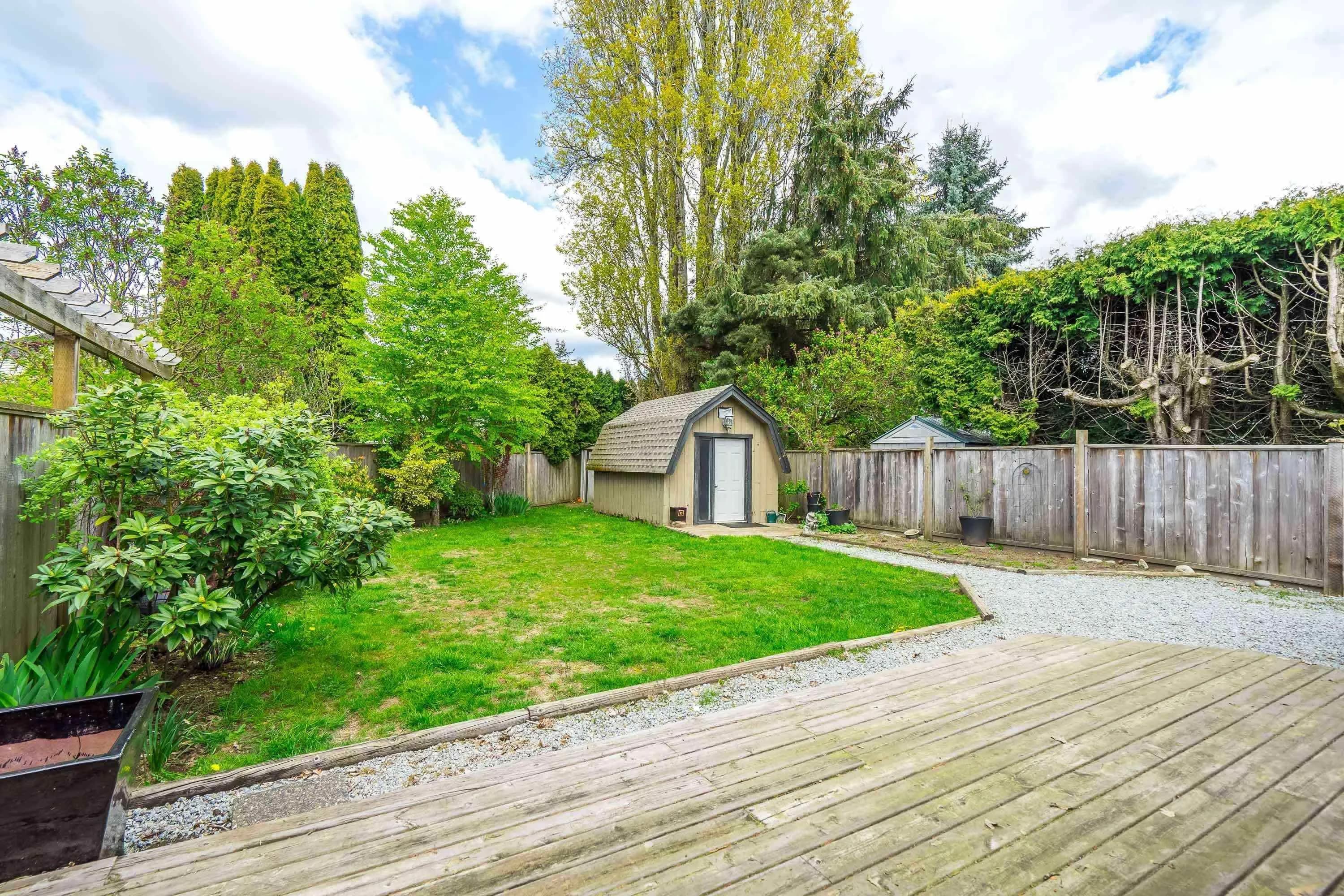 15669 20 Avenue, Surrey, BC V4A 2A7 — image 22