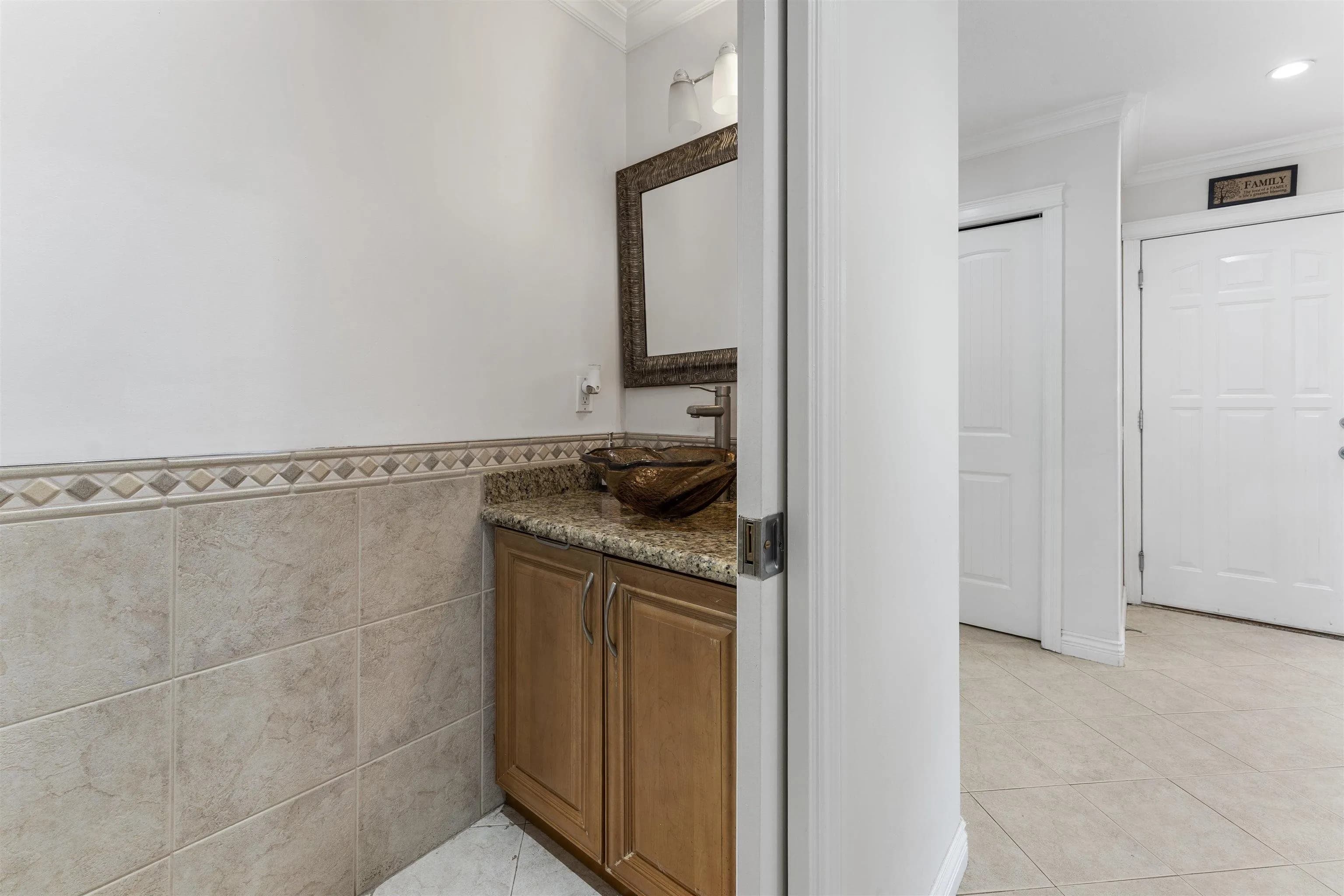 7670 150b Street, Surrey, BC V3S 5P1 — image 29