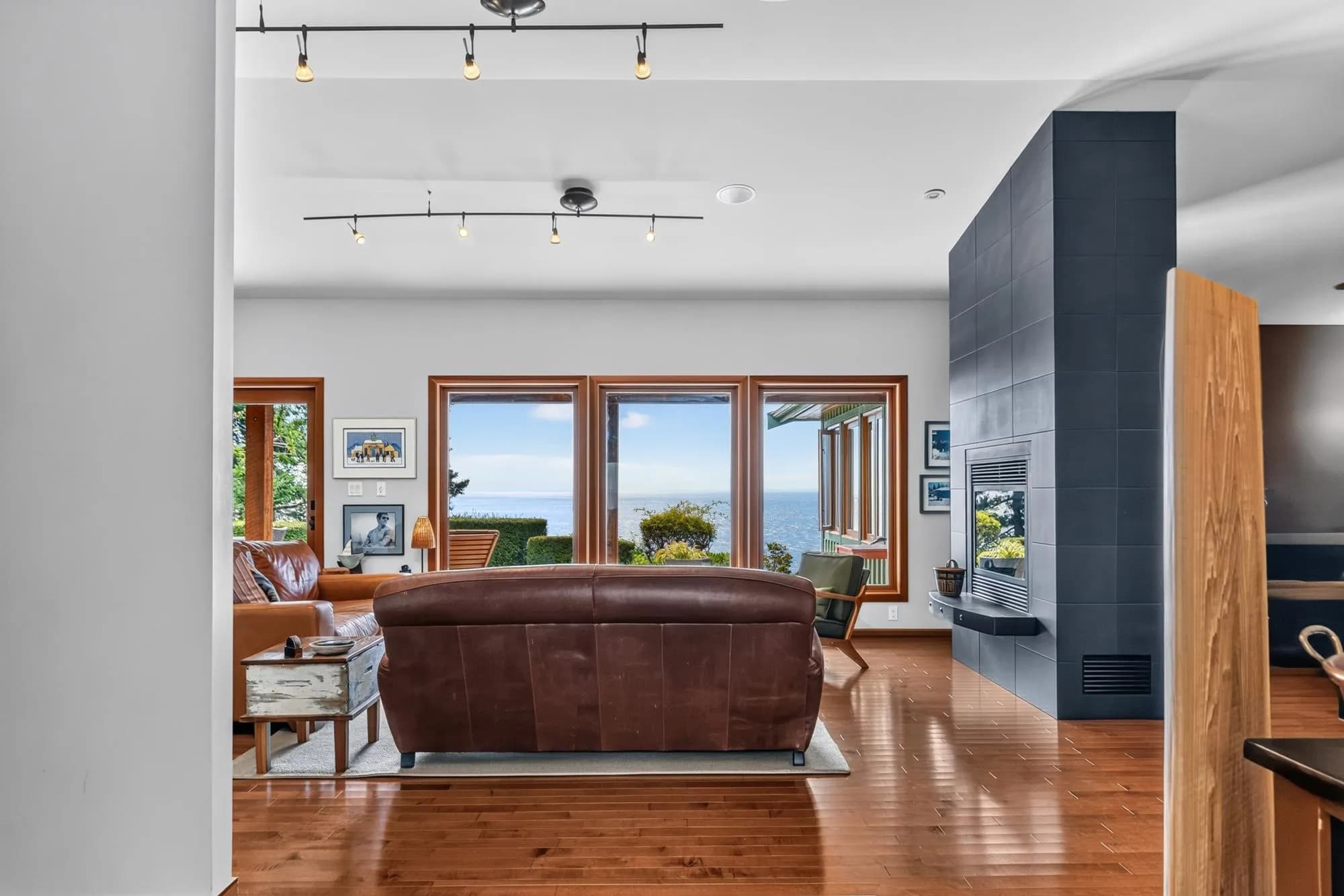 987 Gower Point Road, Gibsons, BC V0N 1V3 — image 3