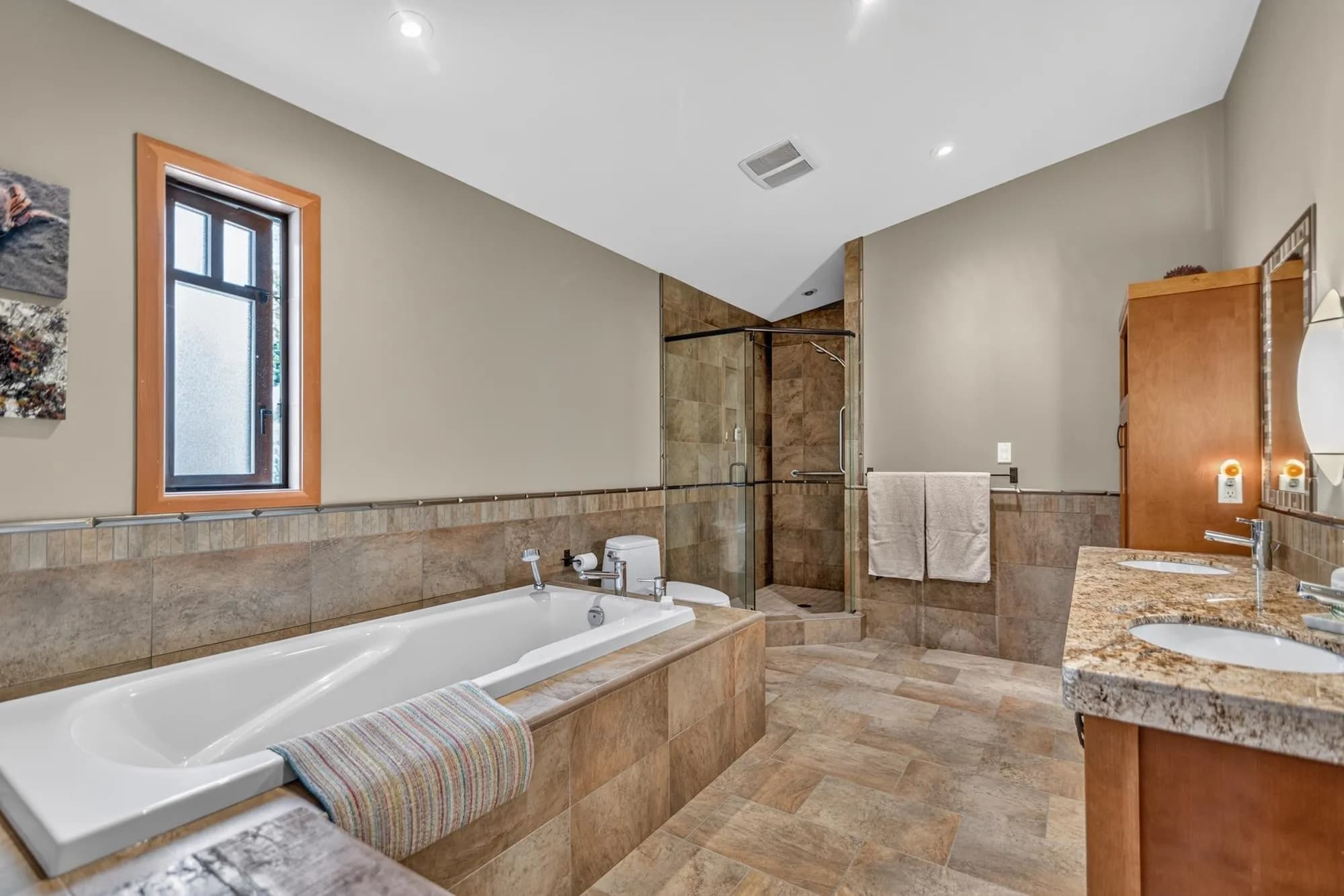 987 Gower Point Road, Gibsons, BC V0N 1V3 — image 21