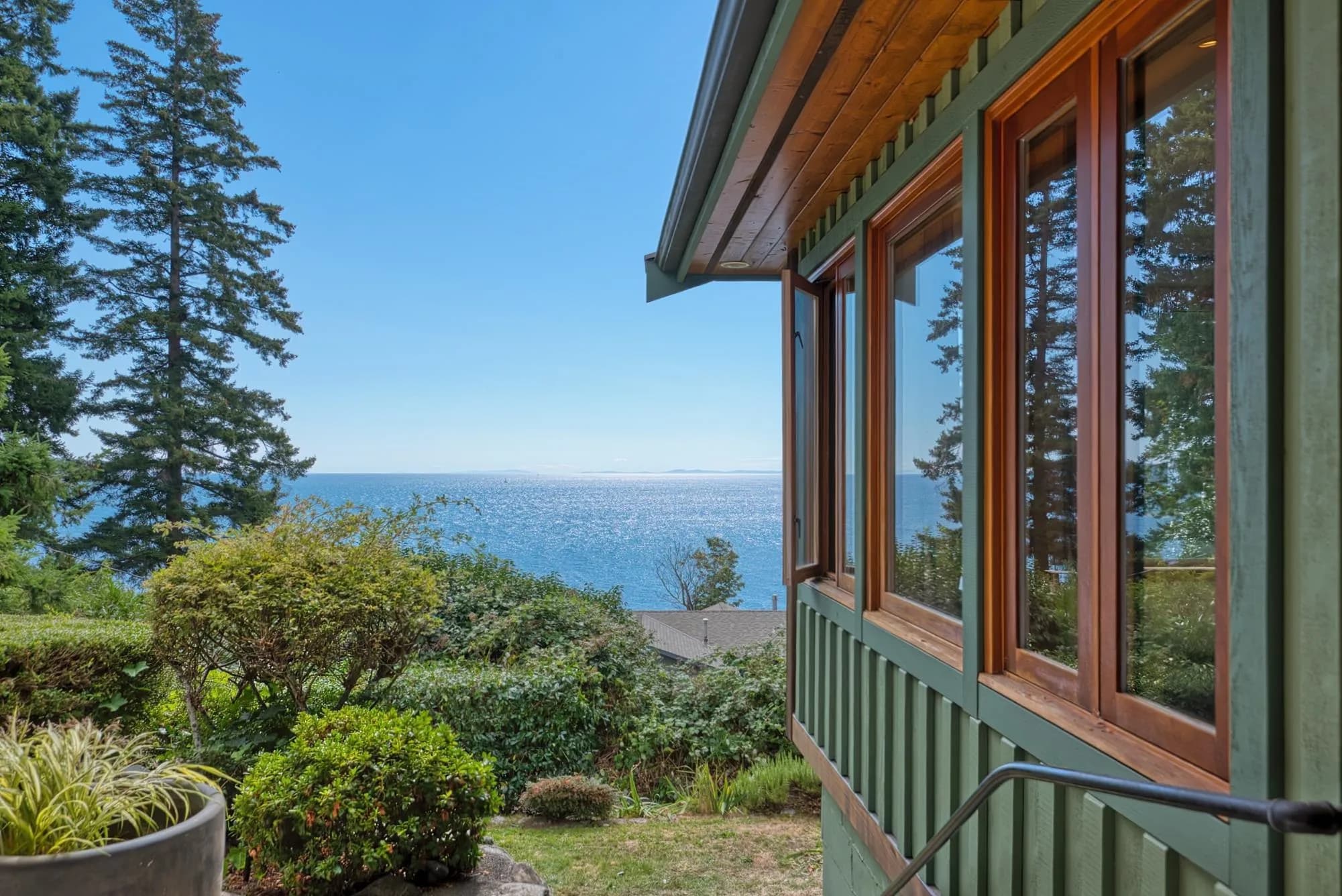 987 Gower Point Road, Gibsons, BC V0N 1V3 — image 29